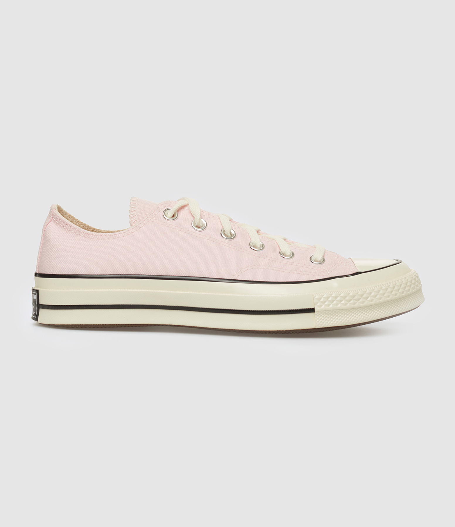 Chuck 70 Ox trainers in Pink Frosting and Egret Black