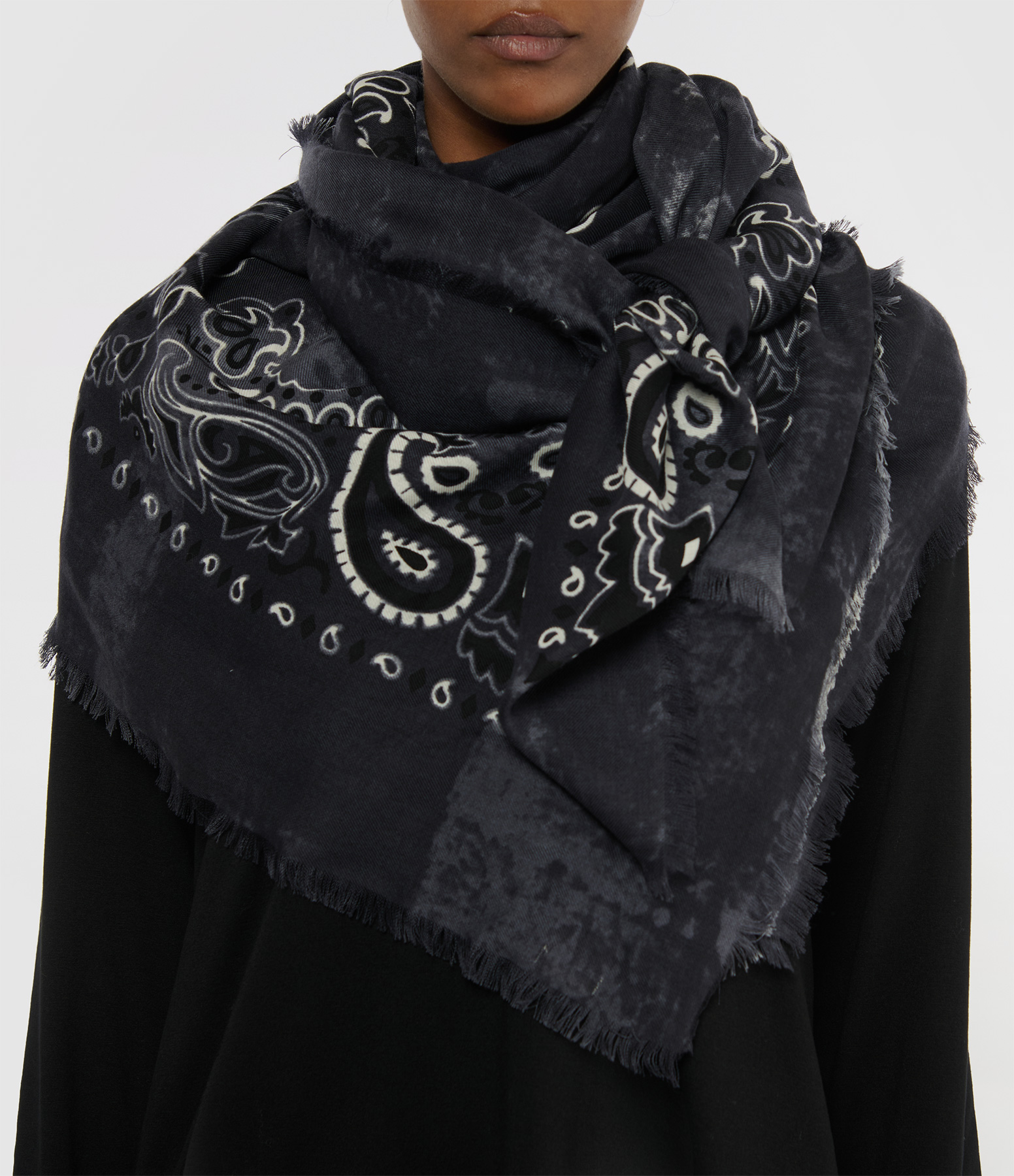 Quadra Black Scarf