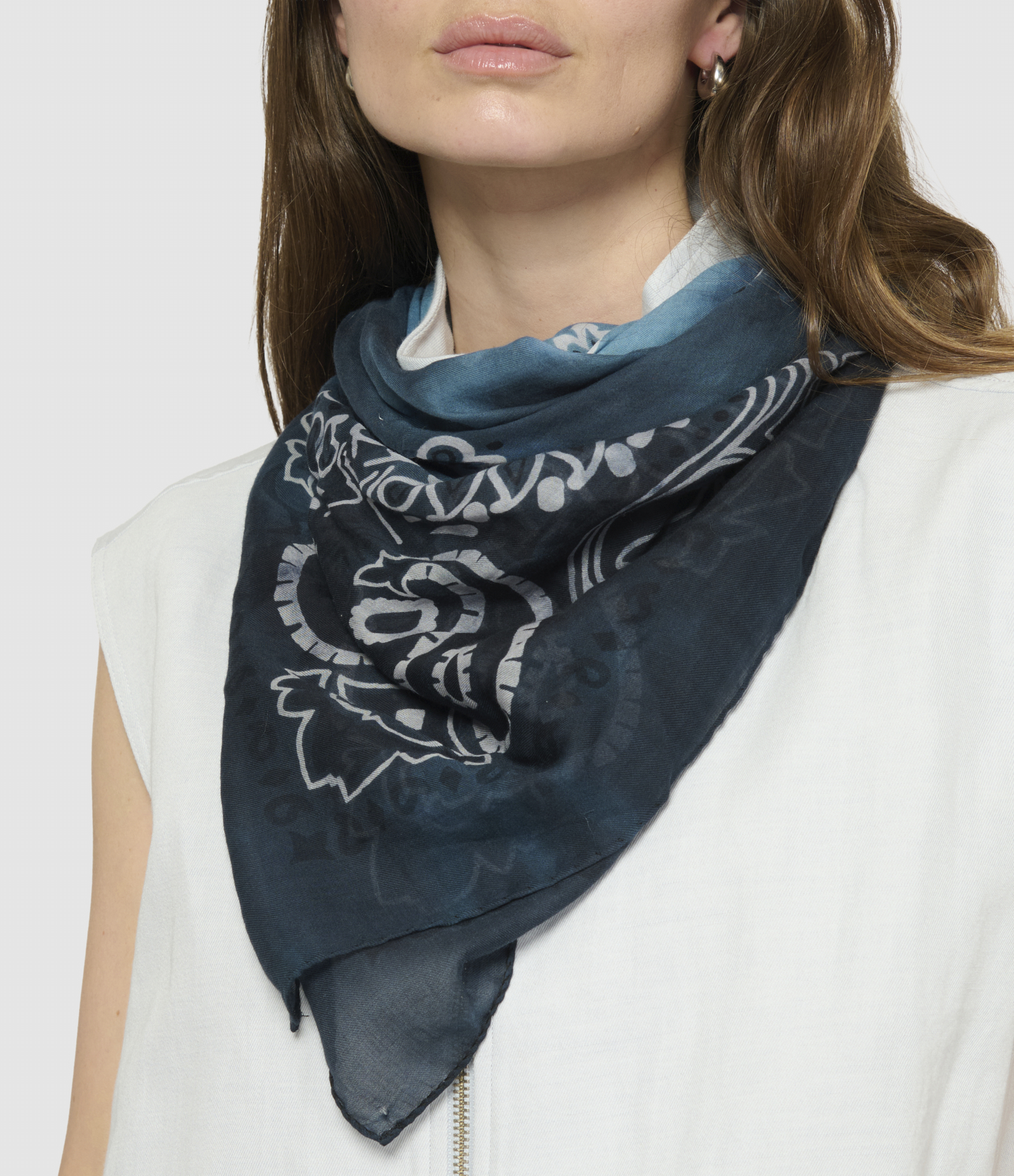 Quadra T&D Navy Scarf