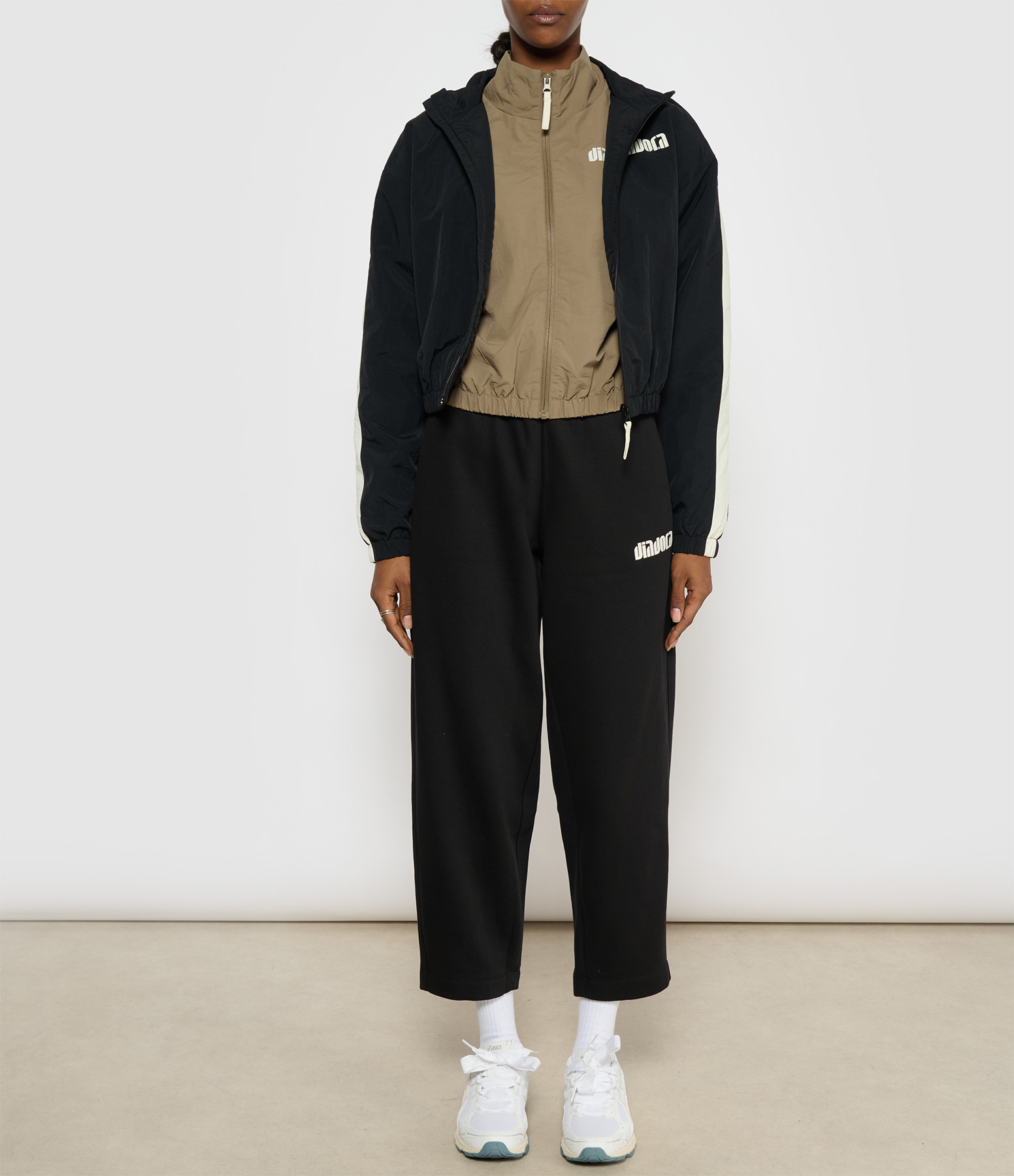 Trousers, size L. Sports trousers. Black Logo