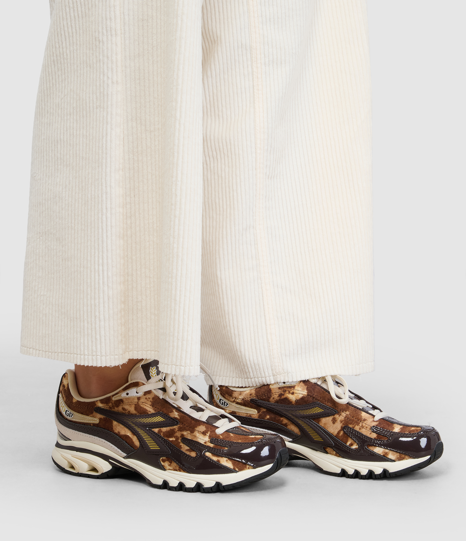 Mythos Propulsion 280 Jungle Coffee Brown trainers