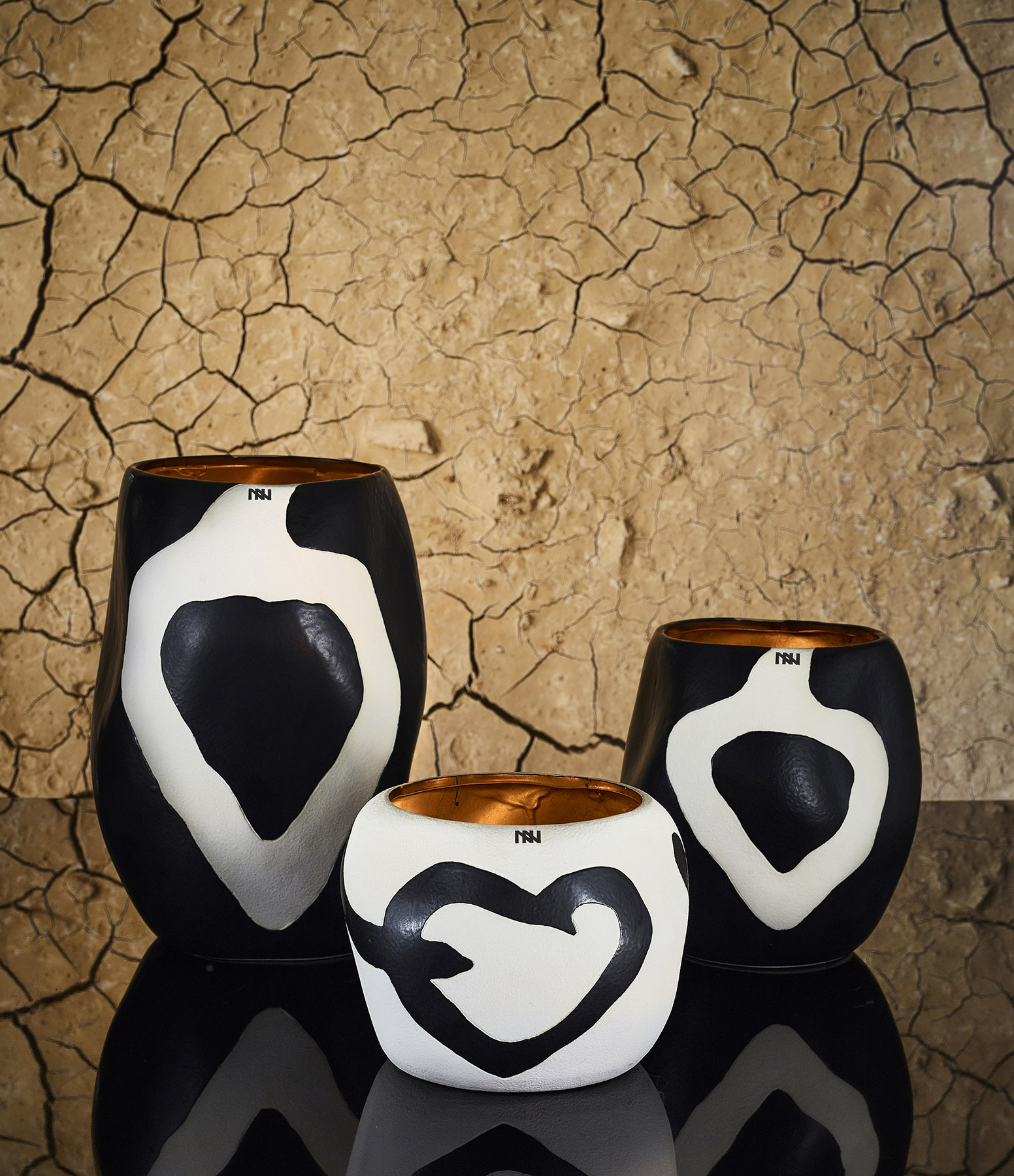 Cape Artistic Black M São Tomé Candle