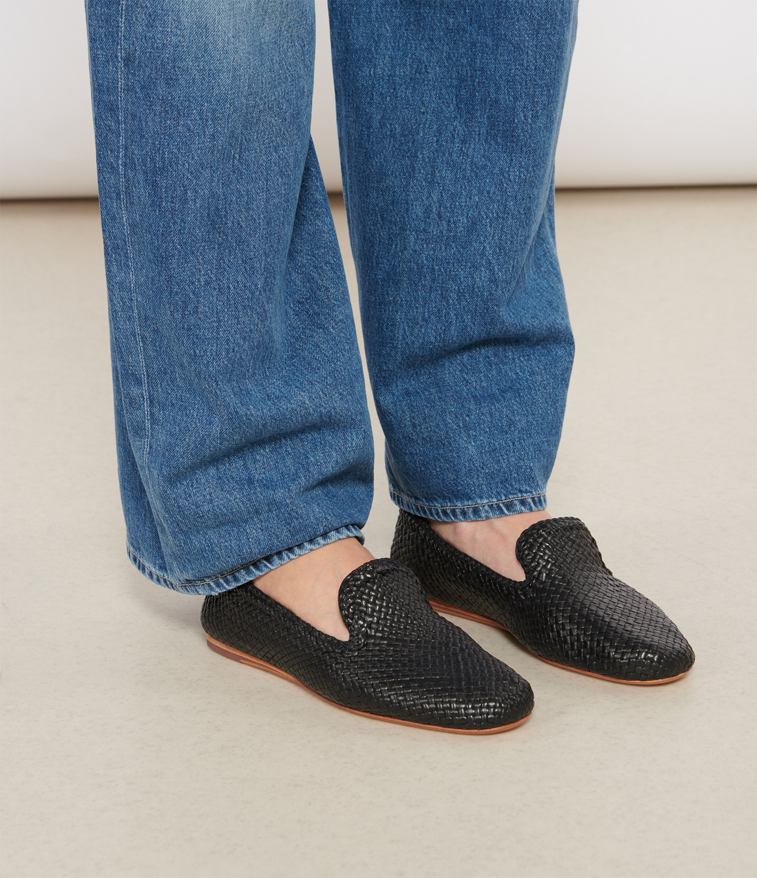 Black Leather Damas Loafers