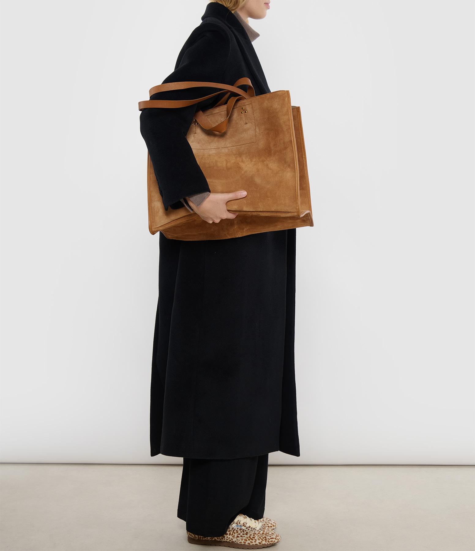 Léon L Caramel Bag