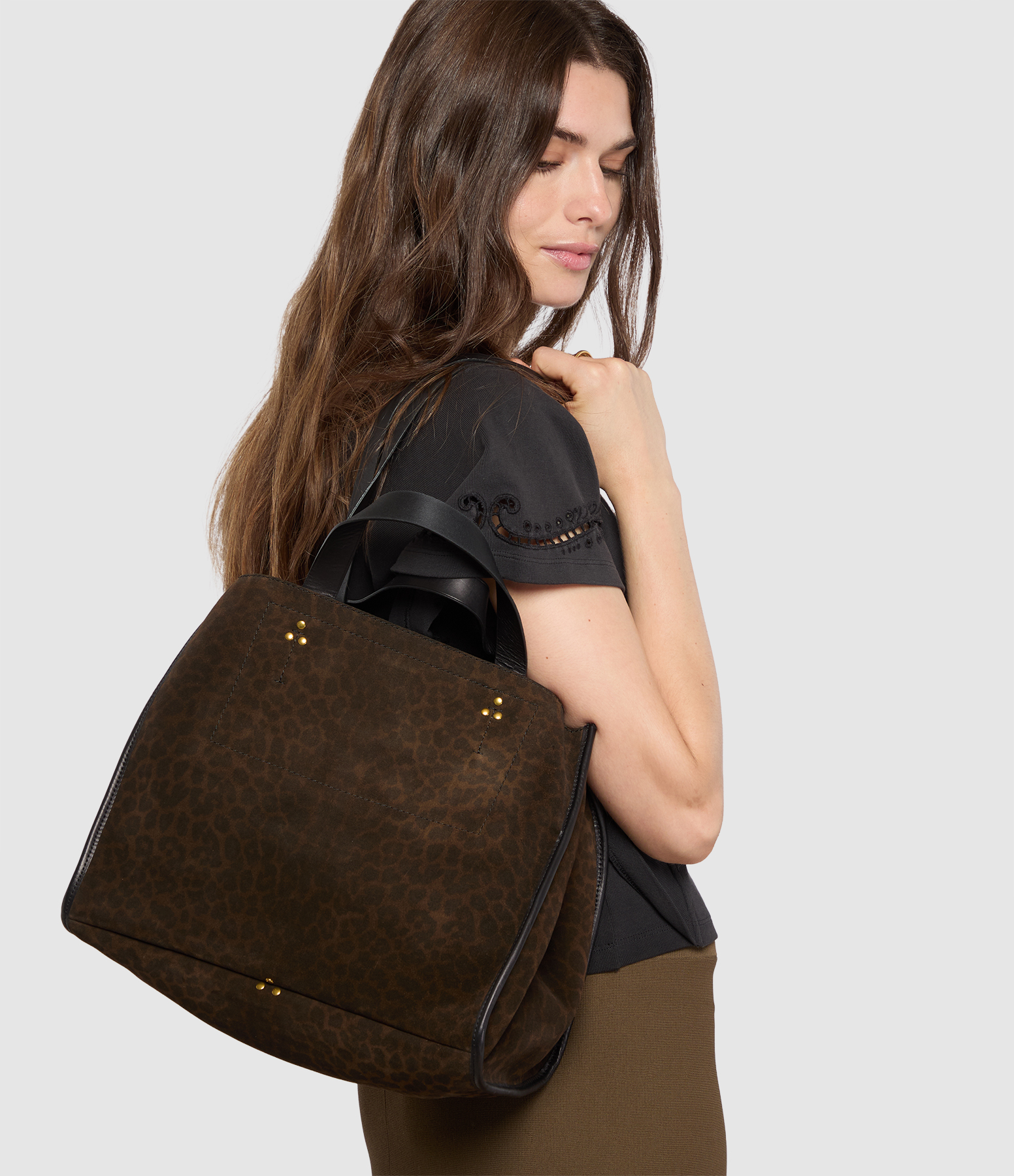 Léon M Tote Bag in Suede Leather with Leopard Print, Khaki