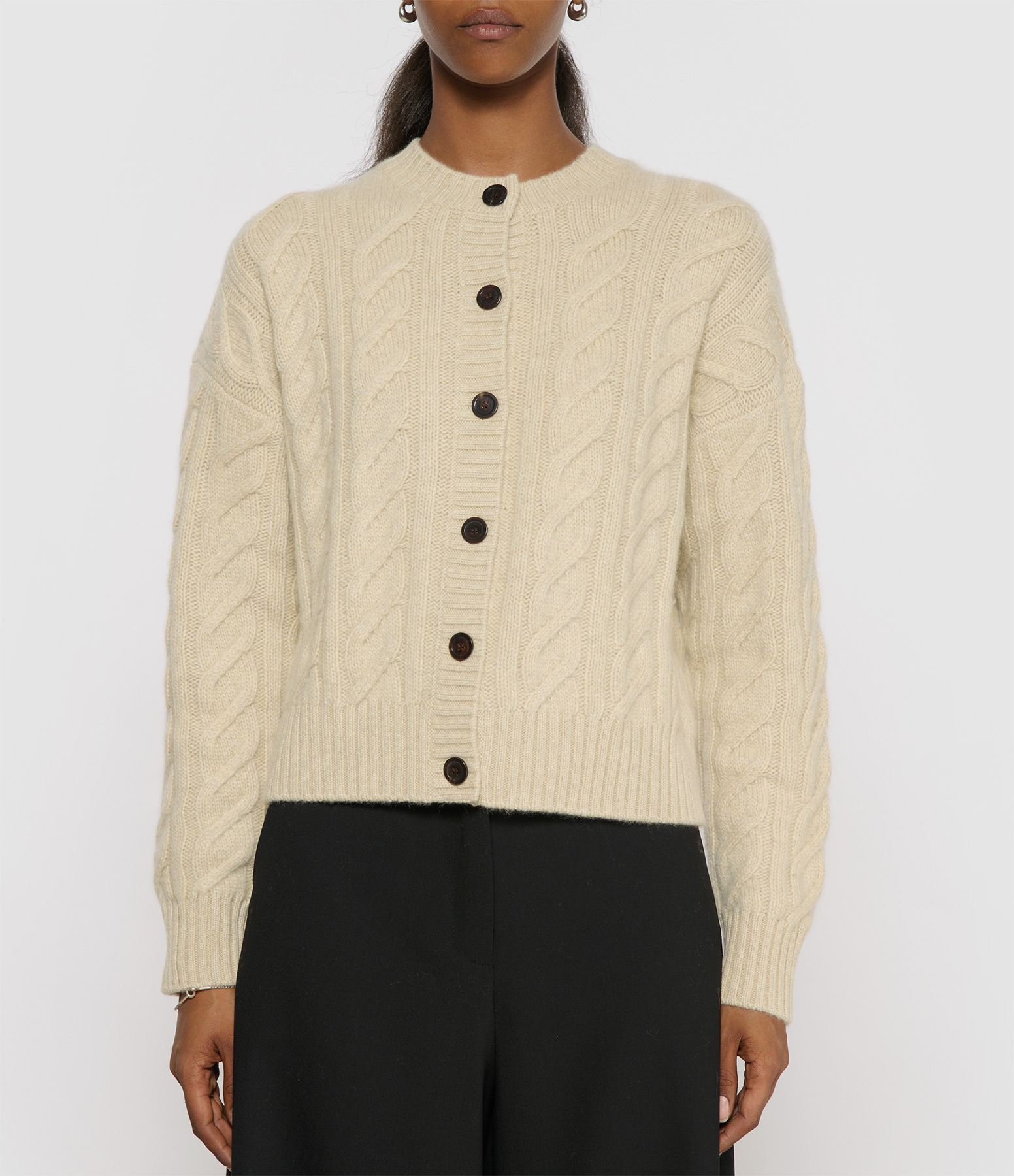 Loose-Fitting Maxi Cardigan with Cable Knits in Oat