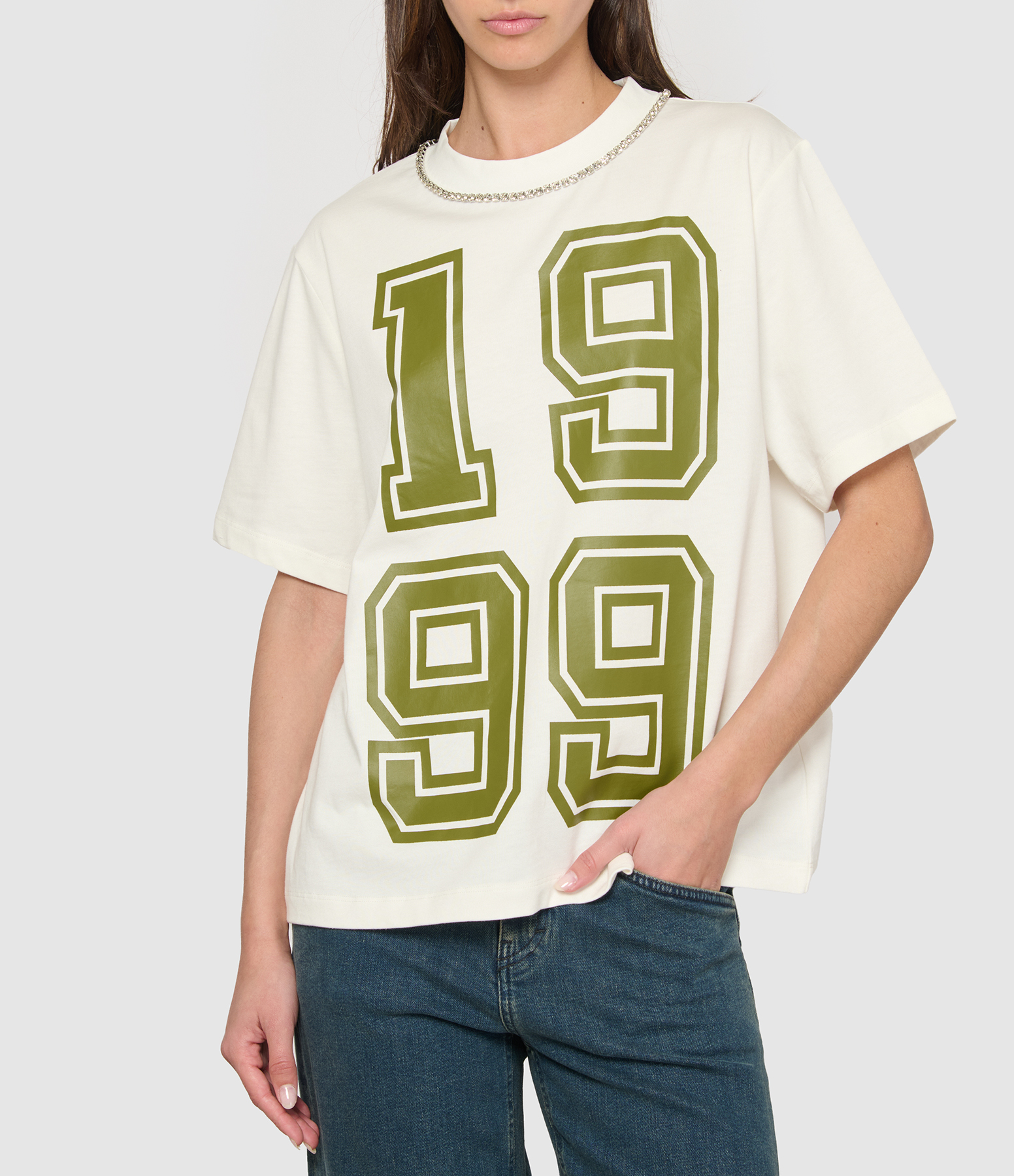 Jisos Green and White T-shirt