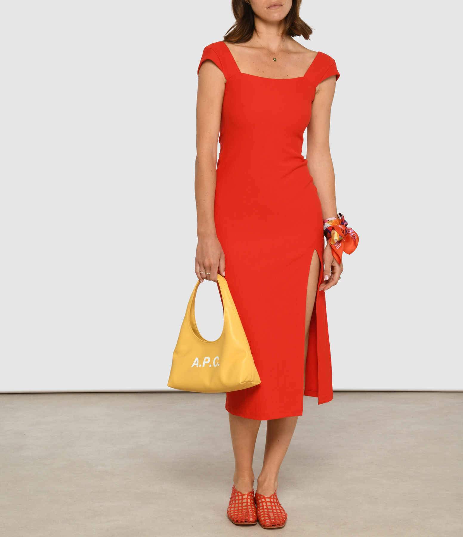 Alienor Red Dress