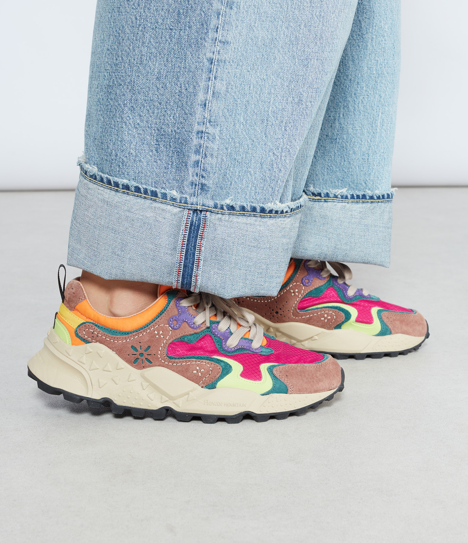 Rulis trainers in Light Brown, Bordeaux and Lime
