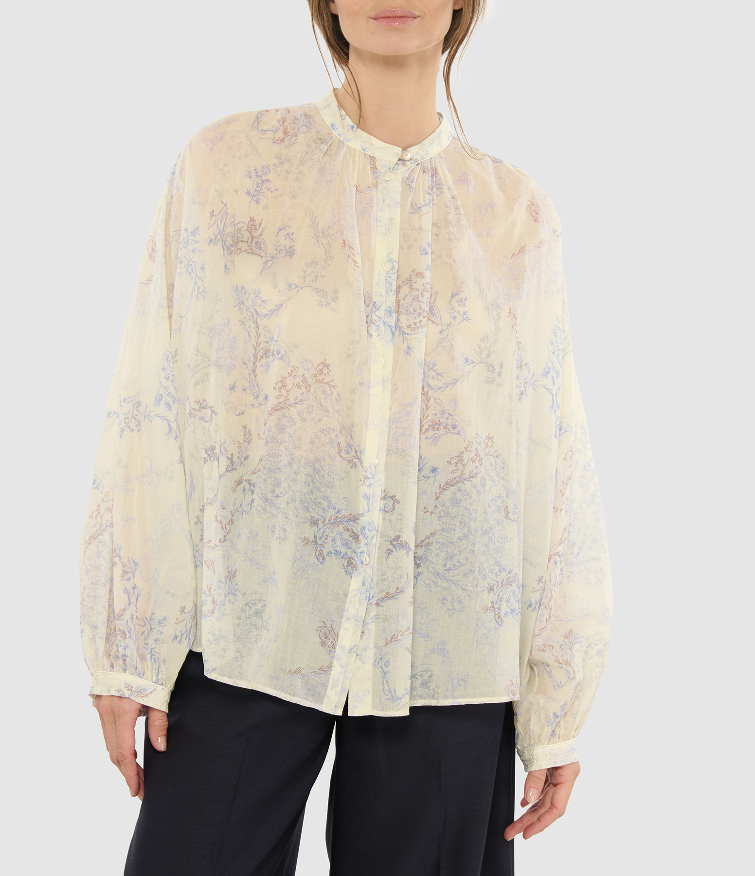 "Nontiscordardime" wisteria-coloured shirt