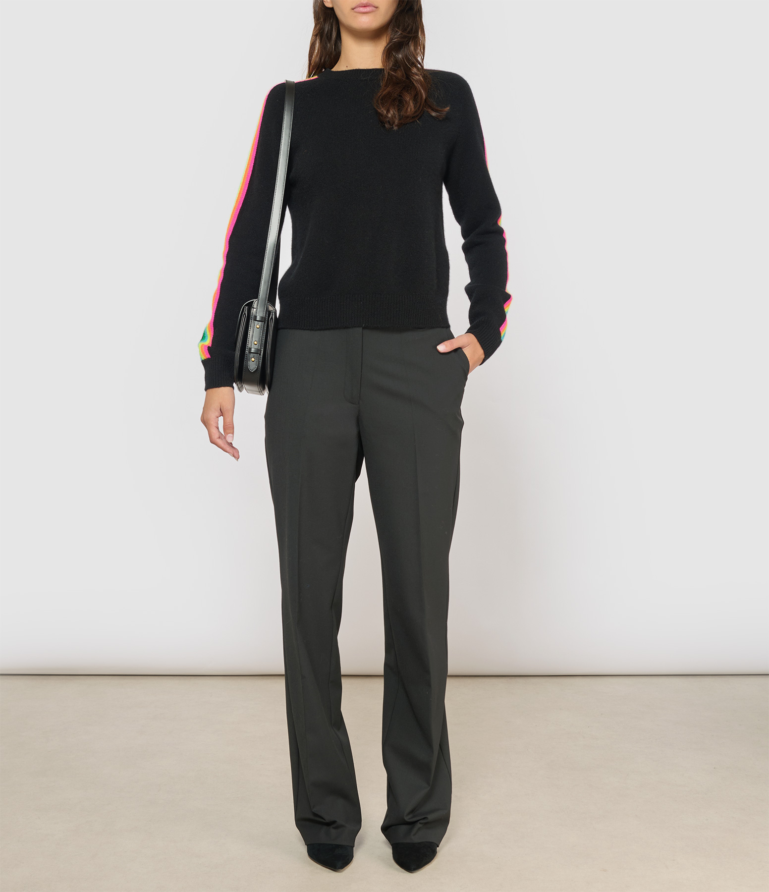Black Round-Neck Jumper