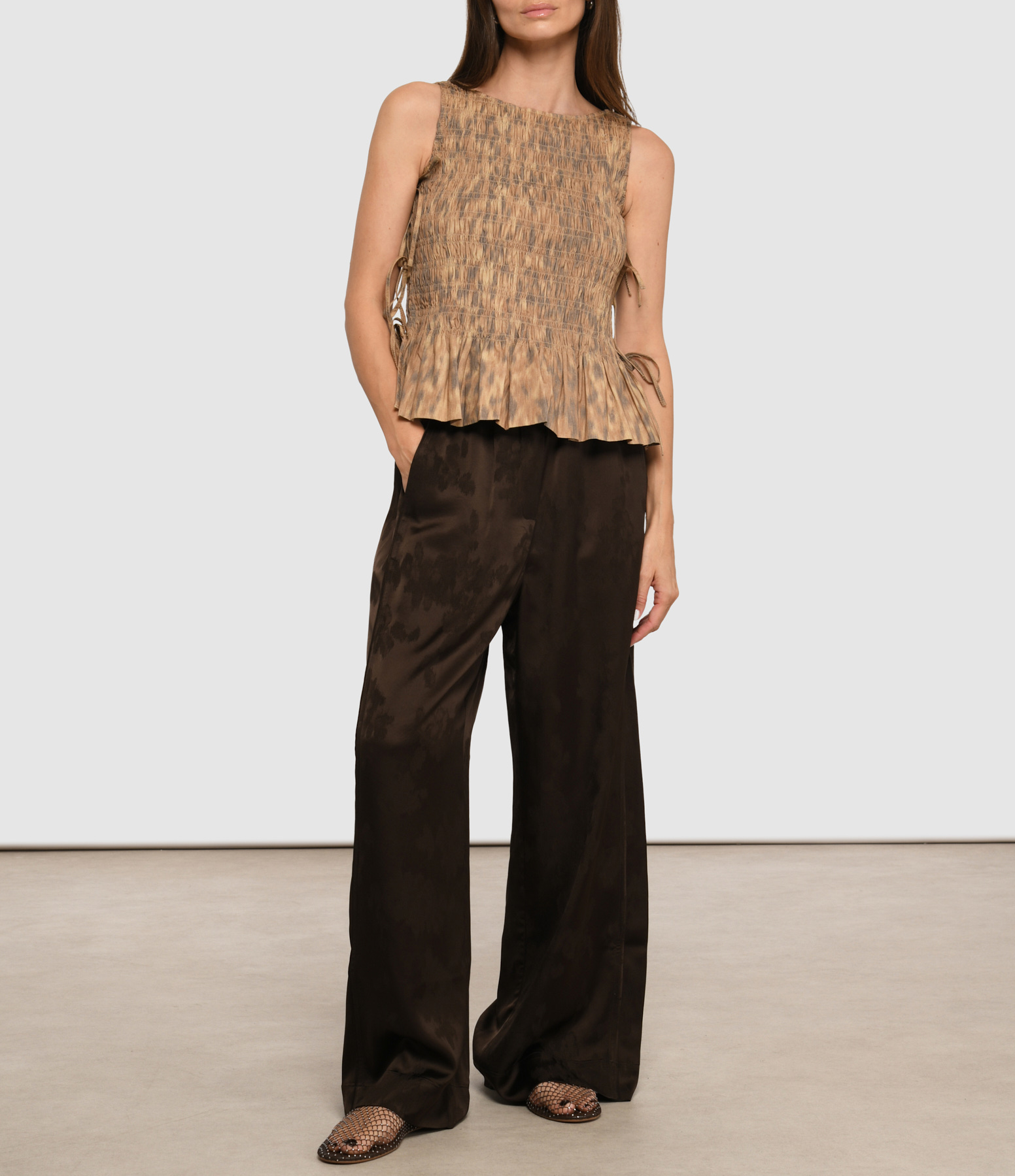 Demitasse Fluid Jacquard Trousers