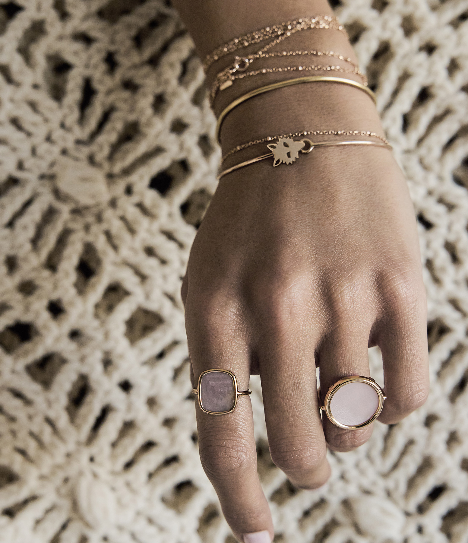 Baby Disc Ring in White Agate and Rose Gold