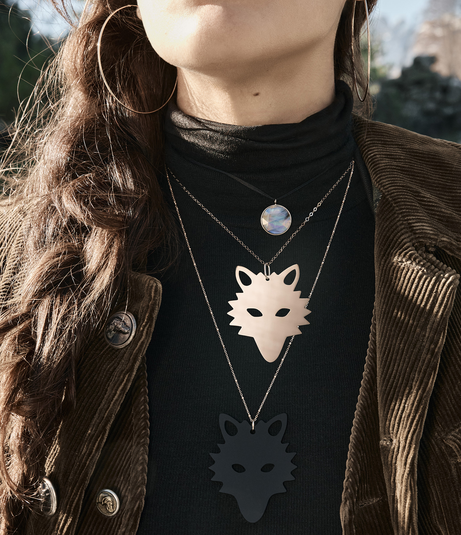 Rose Gold Wolf Onyx Pendant