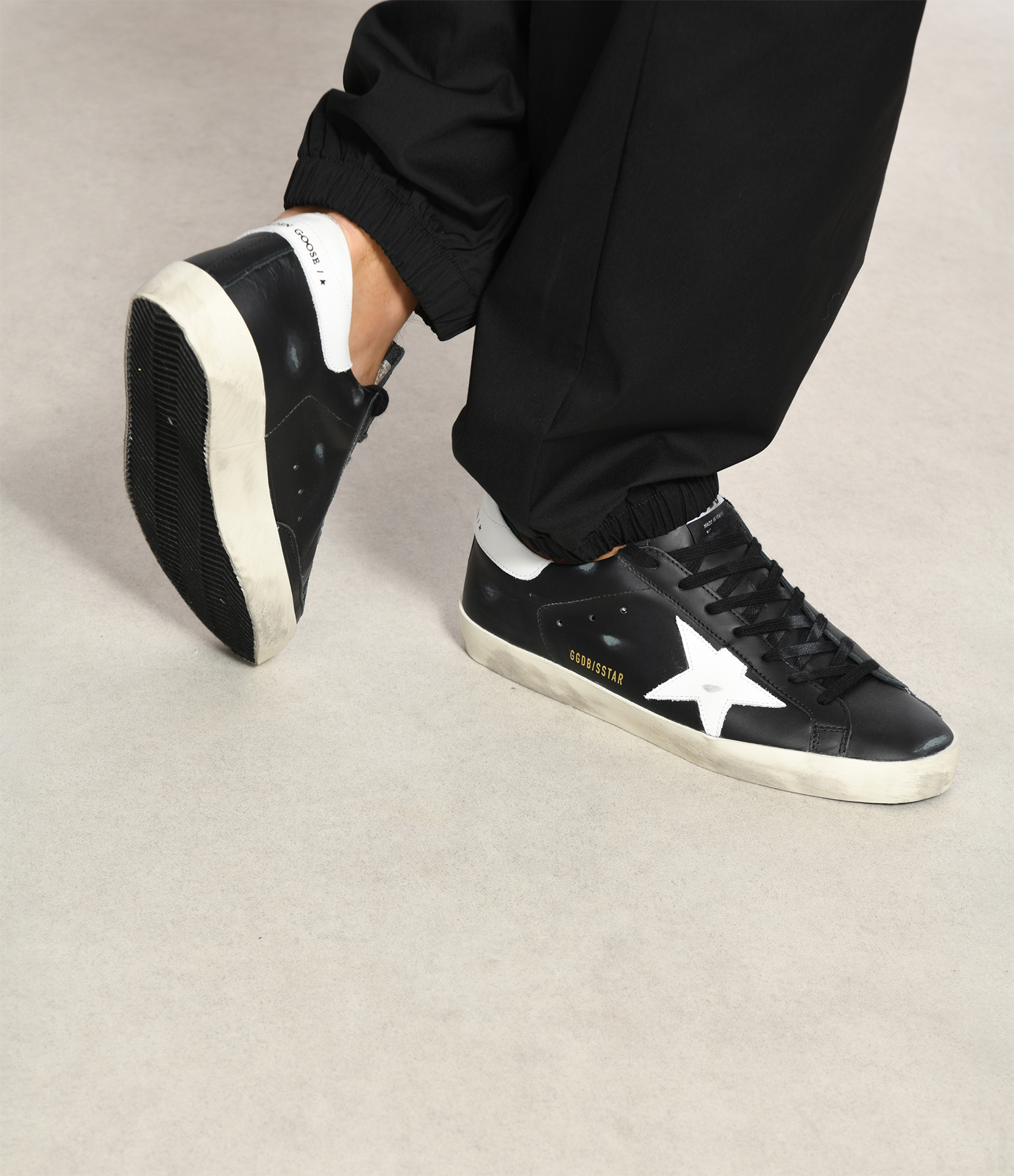 Men’s Superstar Leather Trainers – Black and White