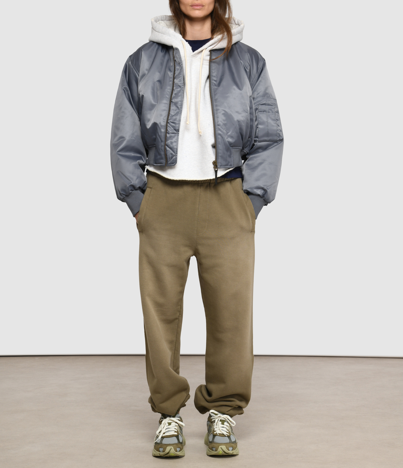 Jogging Journey Bleached Washed Beige
