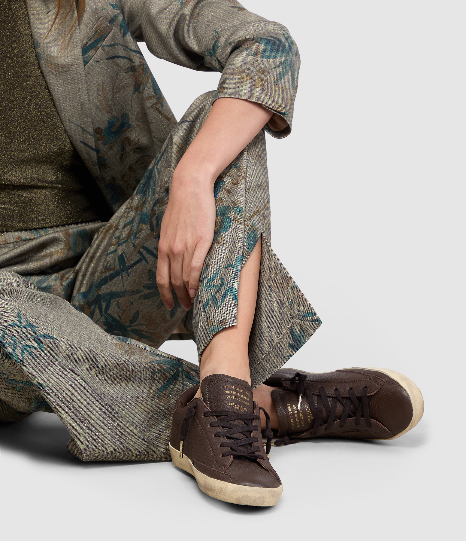 Super-Star trainers in dark brown
