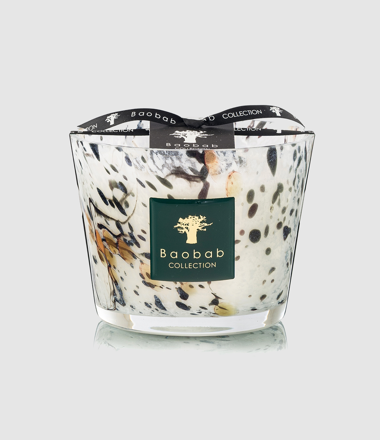 Halona White World Classic Candle