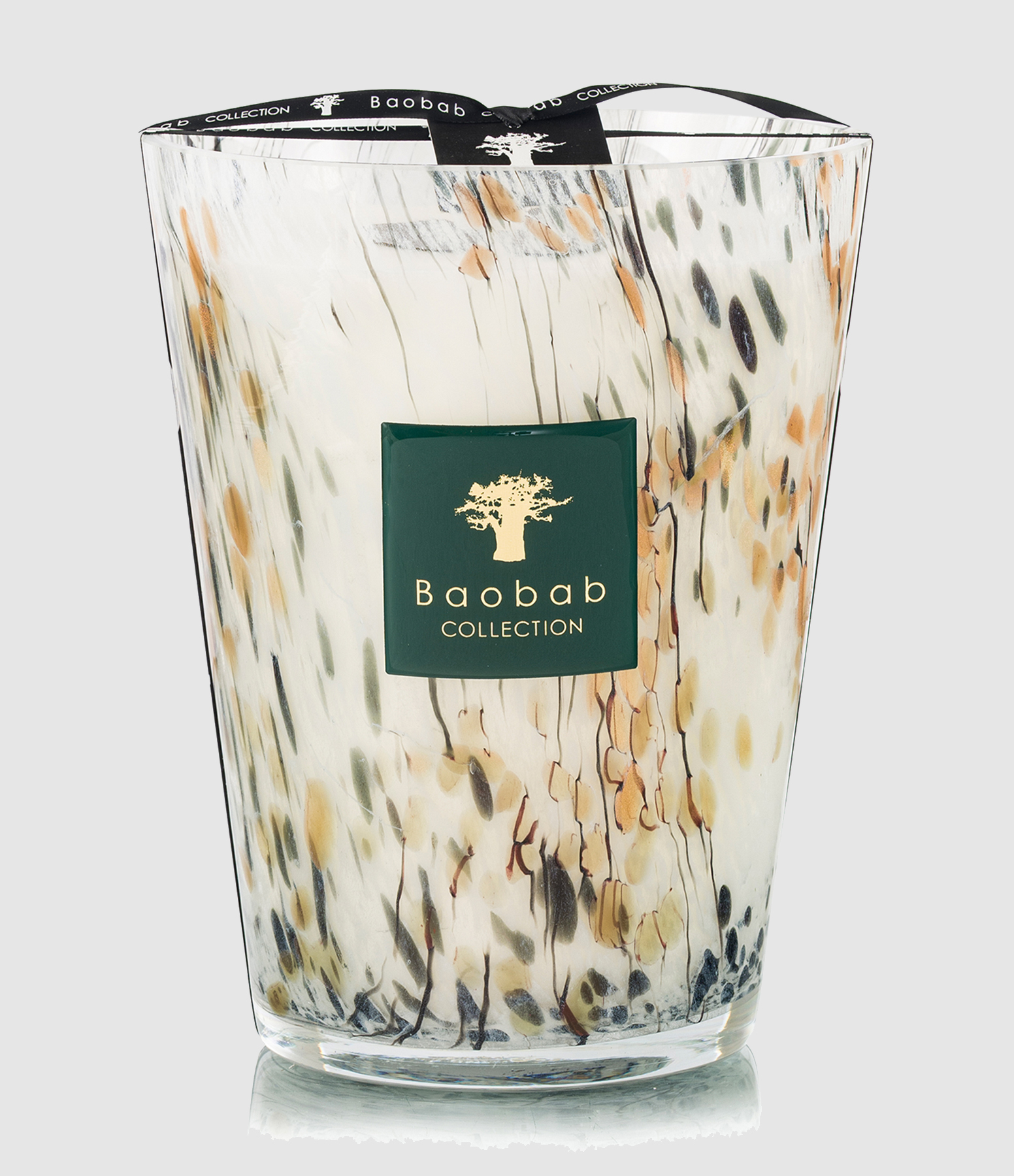 Grande Halona White World Candle