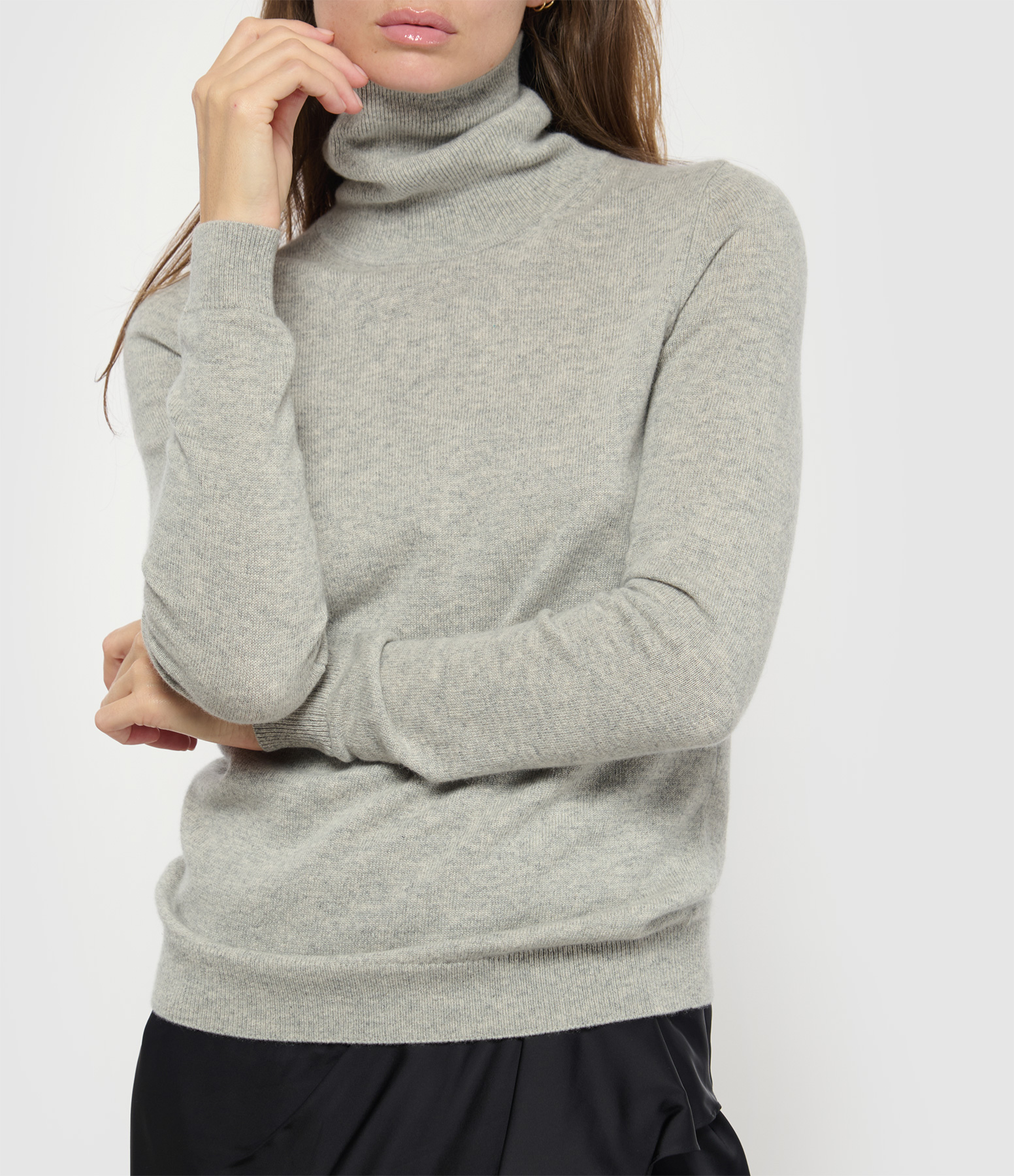 Classic Cashmere Turtleneck Jumper in Silver Grey