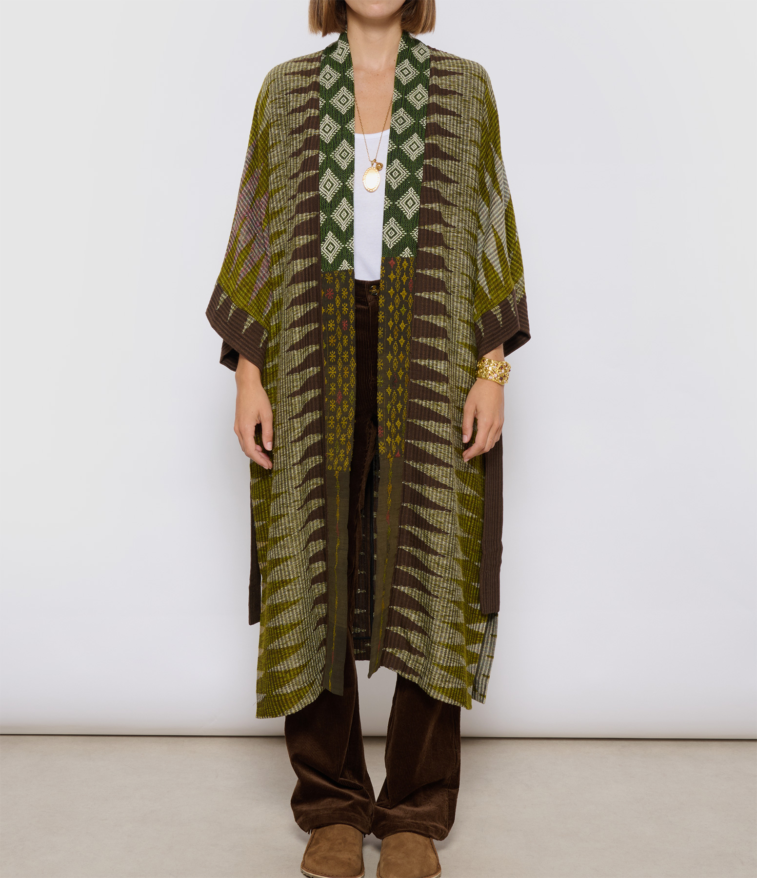 Dua Tentara Coat
