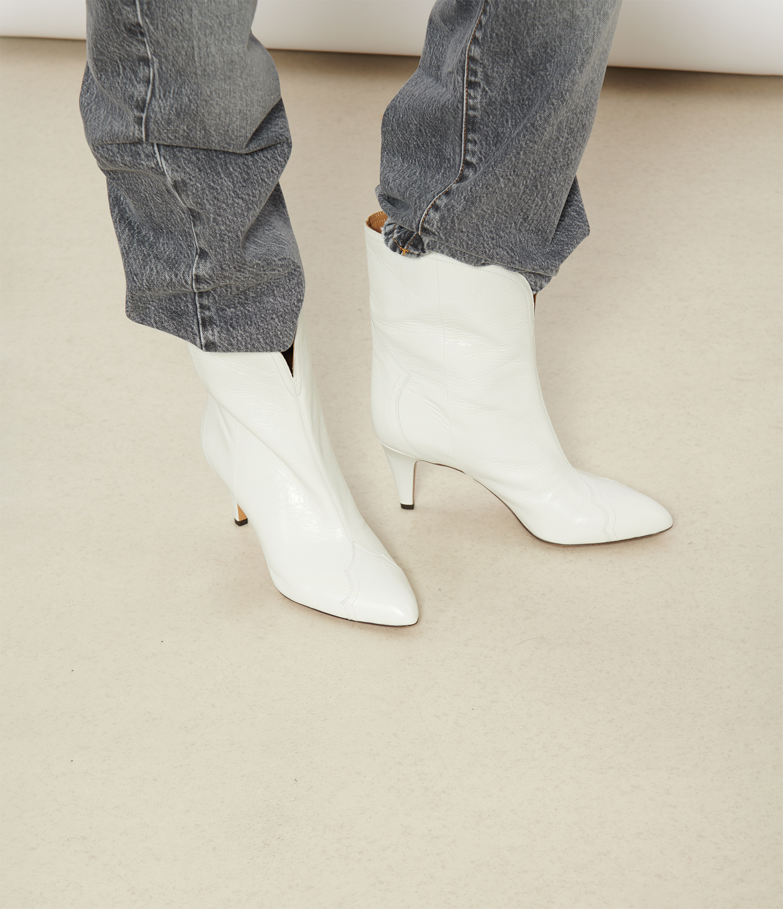 Dytho White Ankle Boots