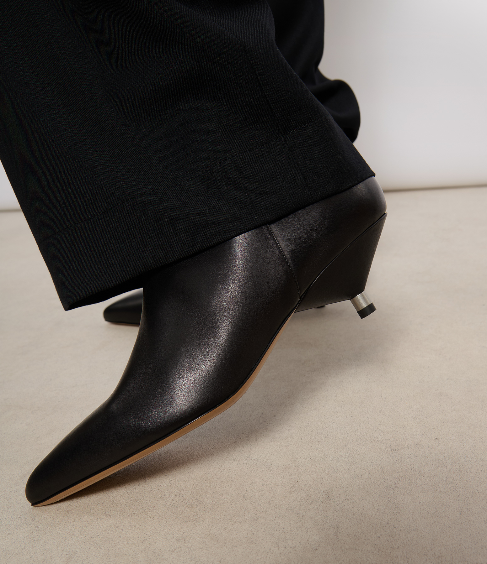 Eana Black Leather Boots