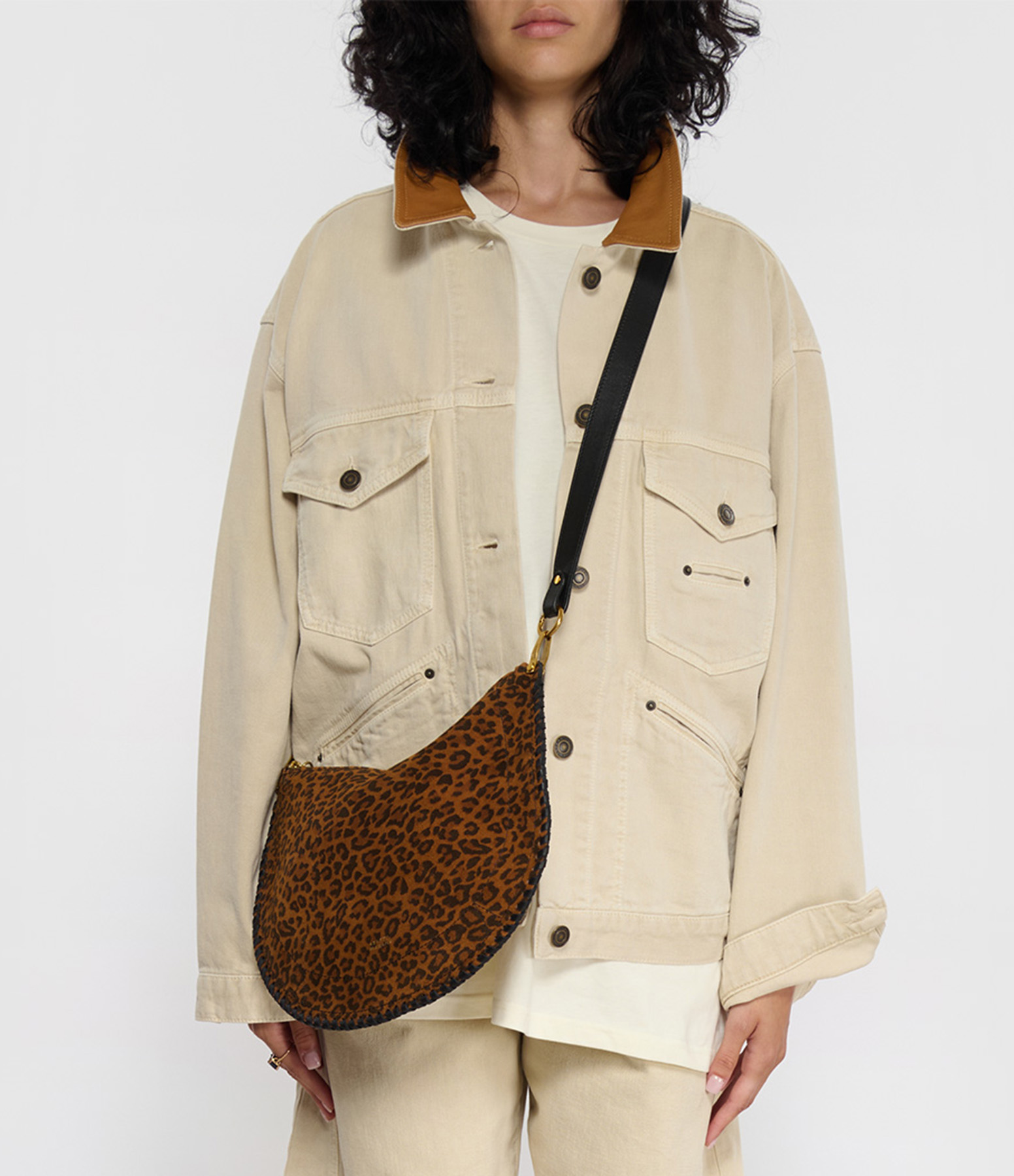 Oskan Soft Zip Leopard Shoulder Bag