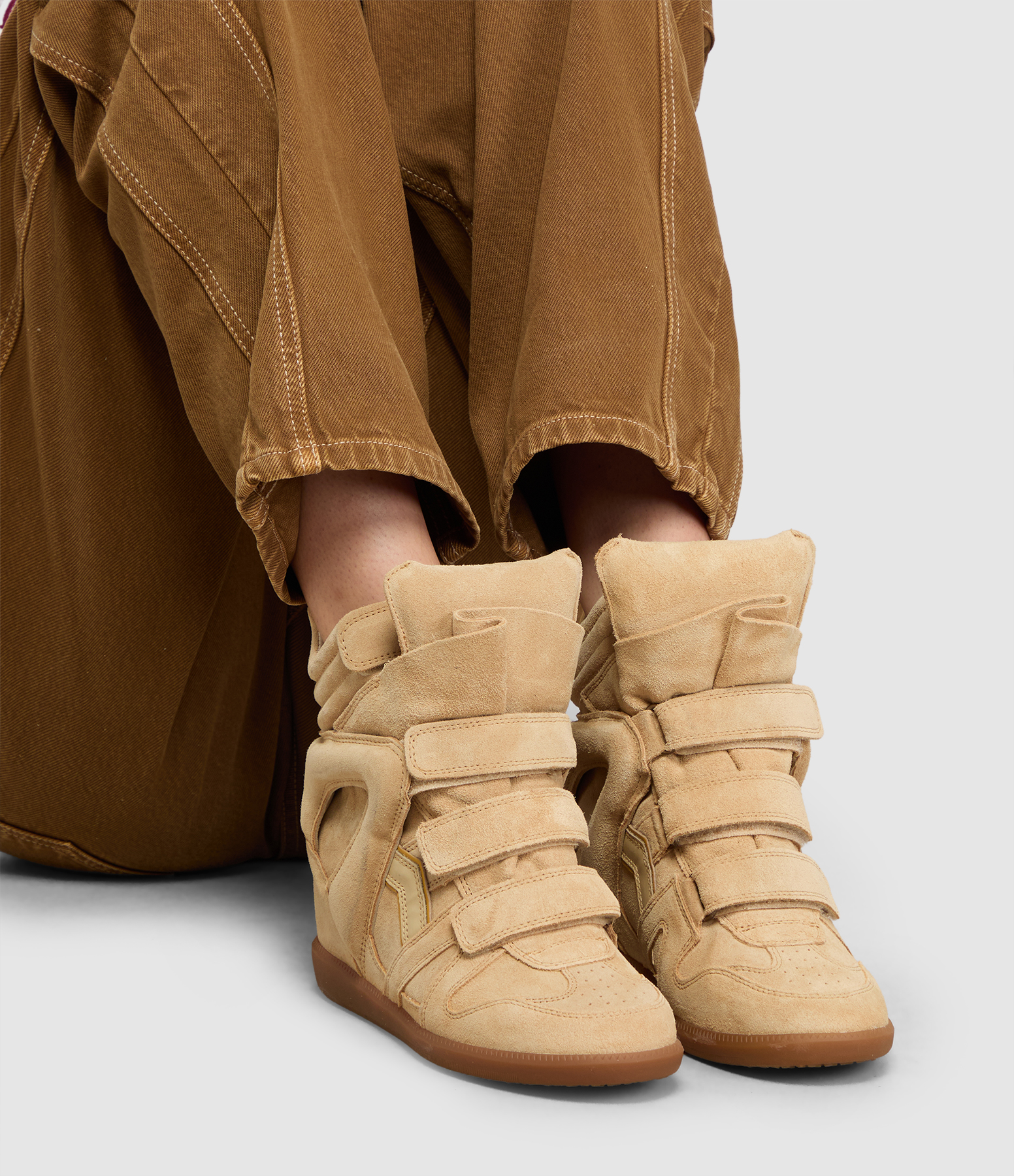 Bekett trainers in beige and golden yellow
