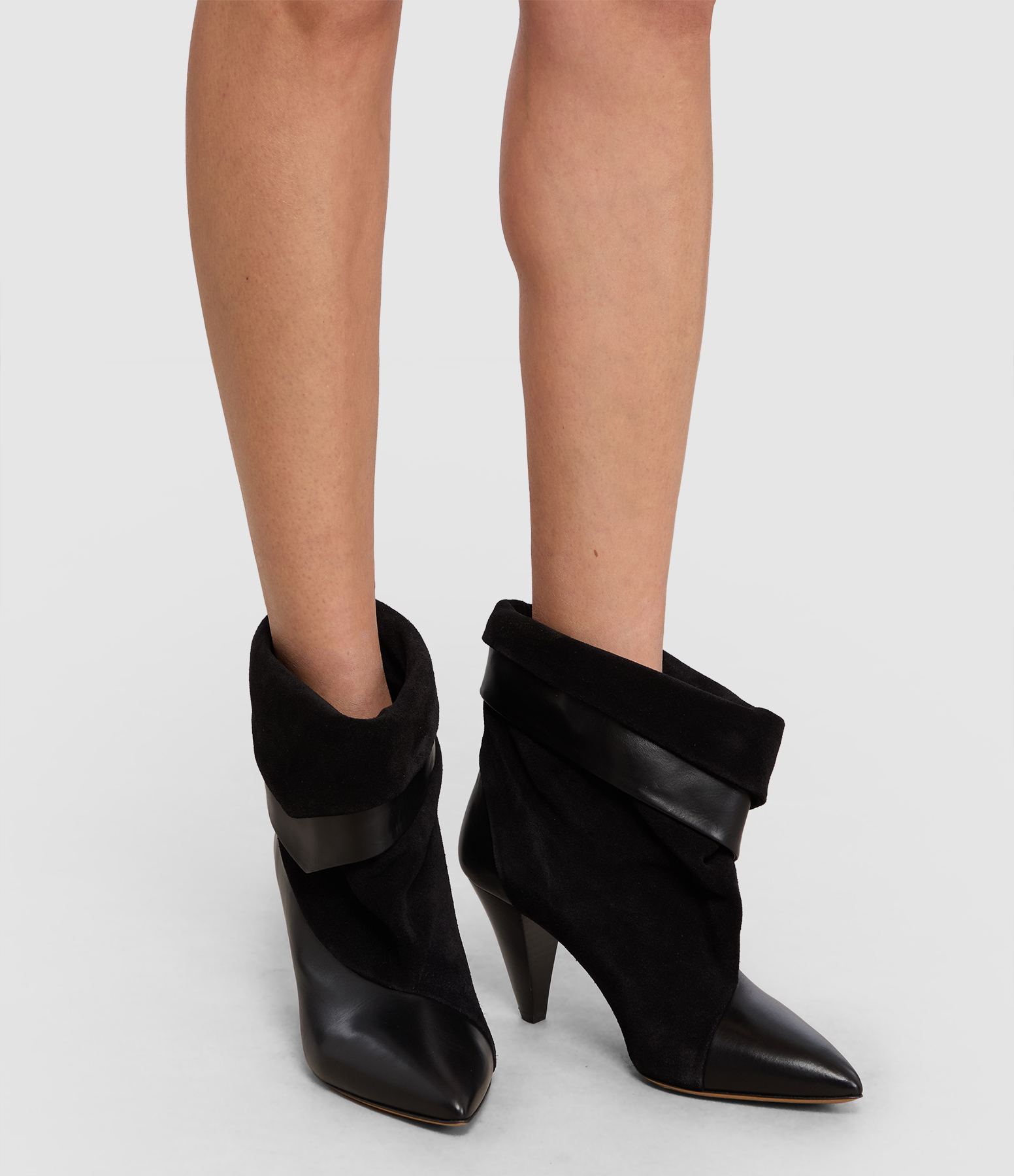 Lyone Black Boots