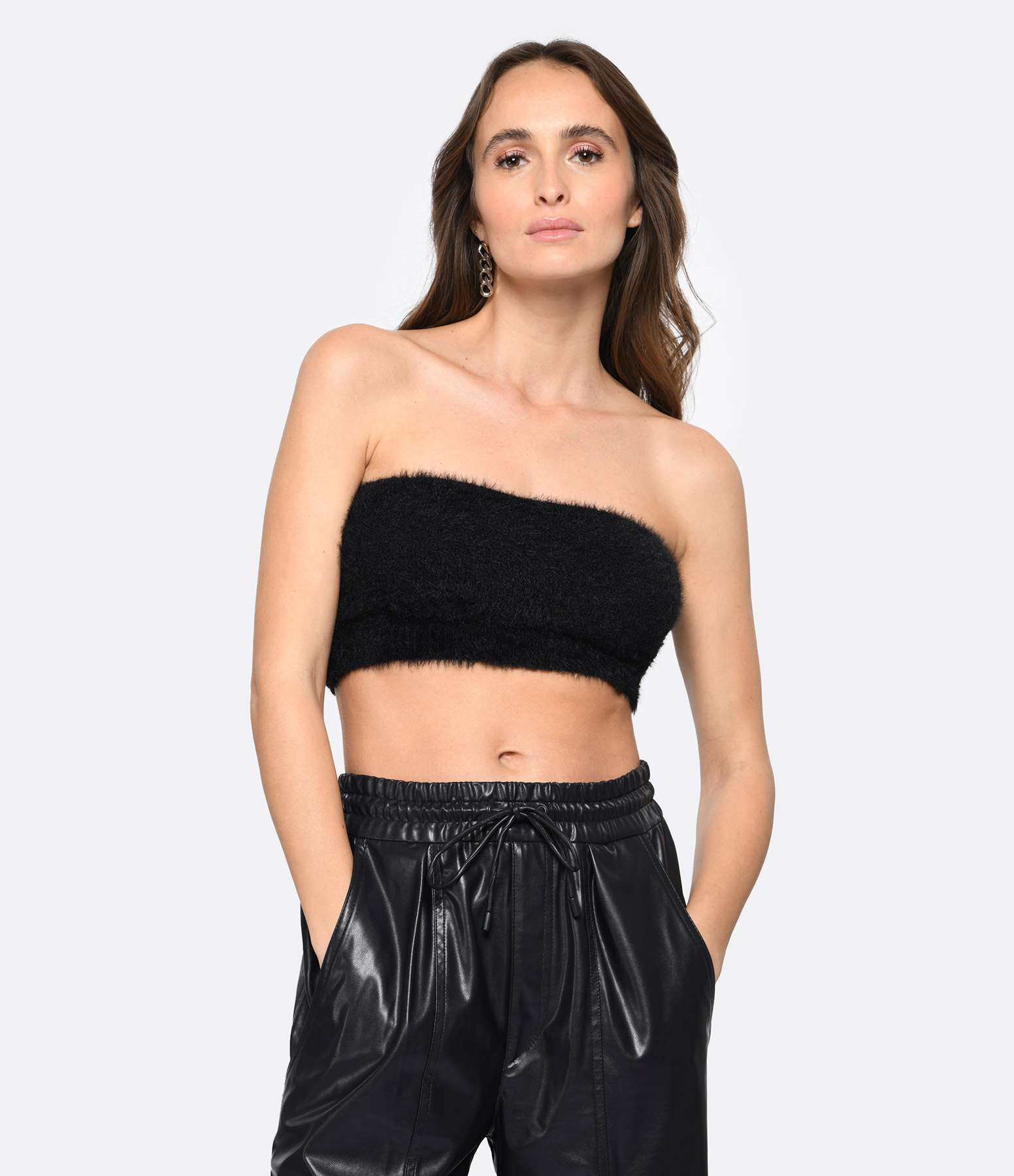 Ollie Black Top