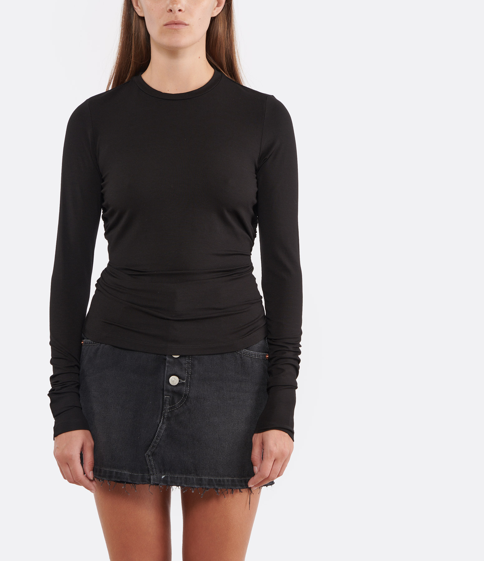Leonio Black Top