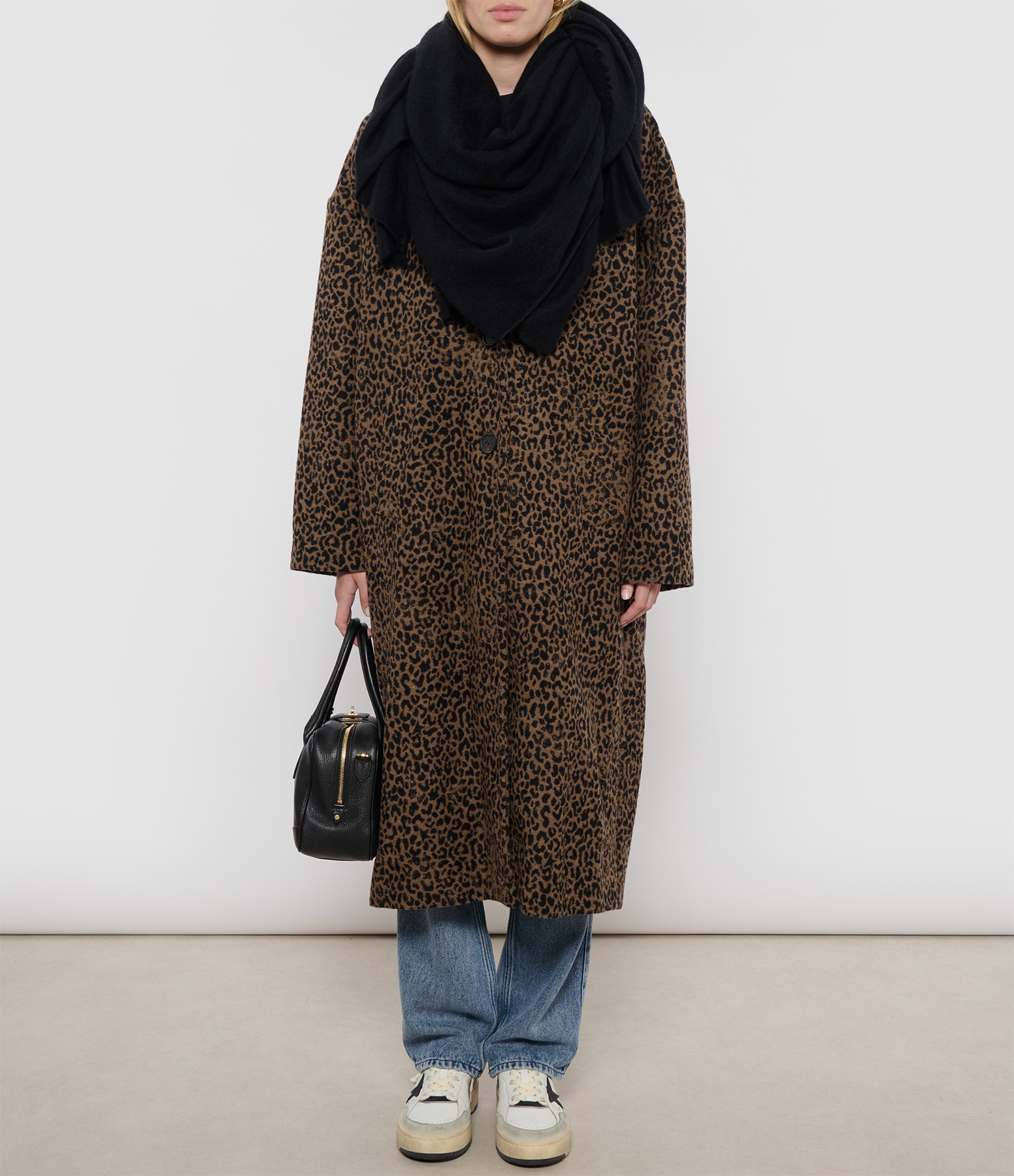 Zephyr Black Scarf