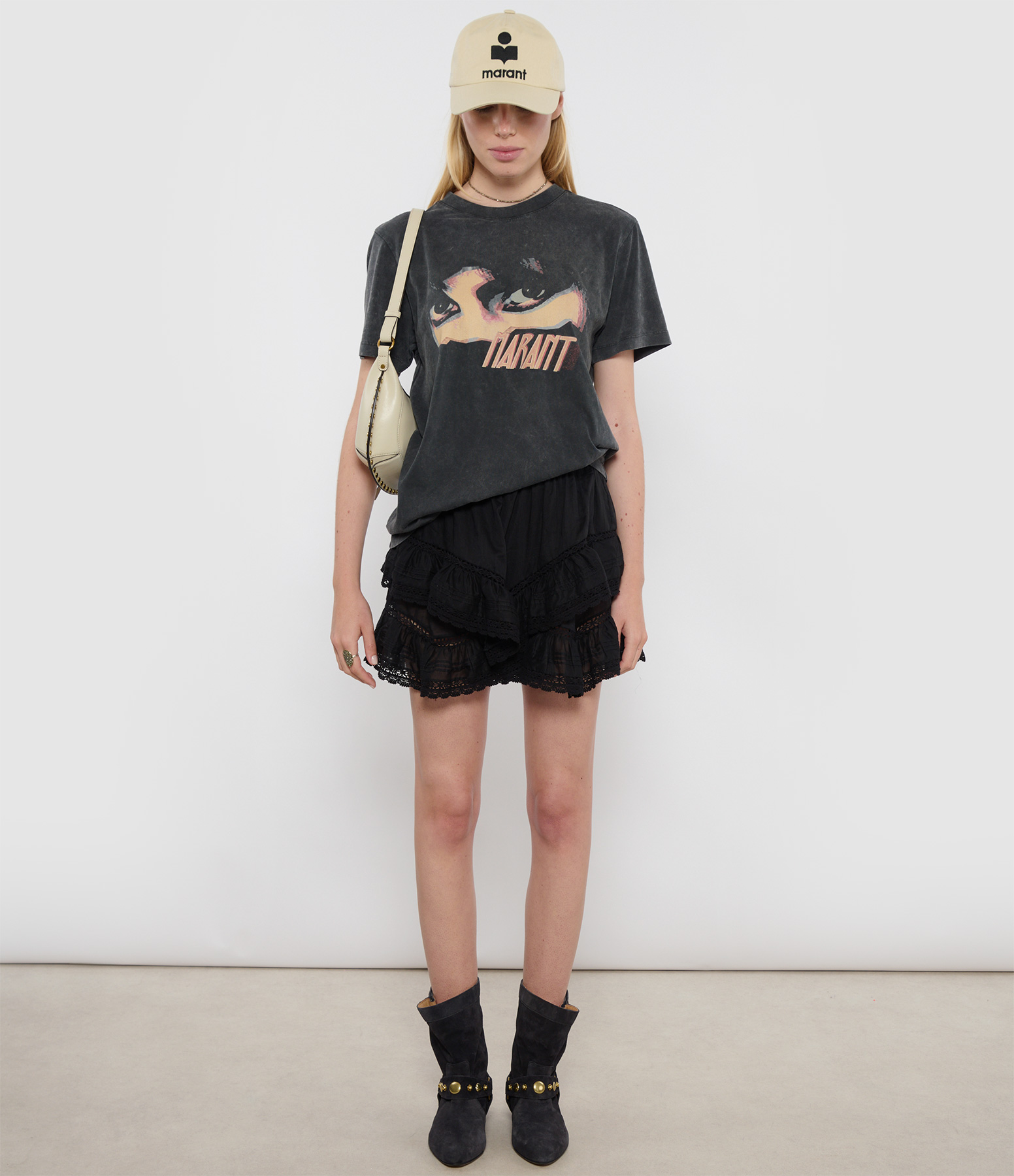 Geana Black Shorts