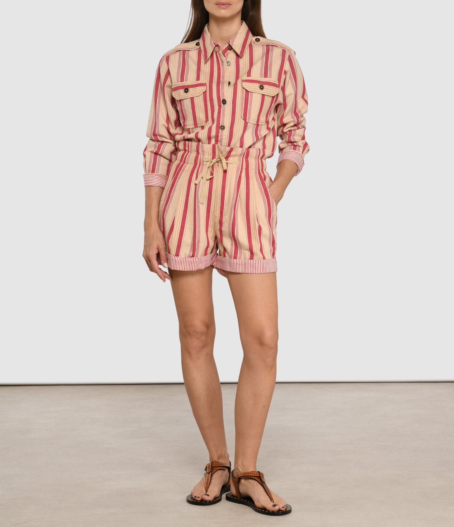 Nirma Shorts – Beige and Red