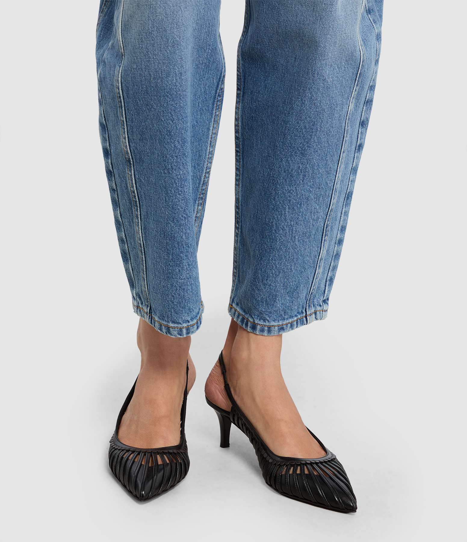 Pionee Black Pumps
