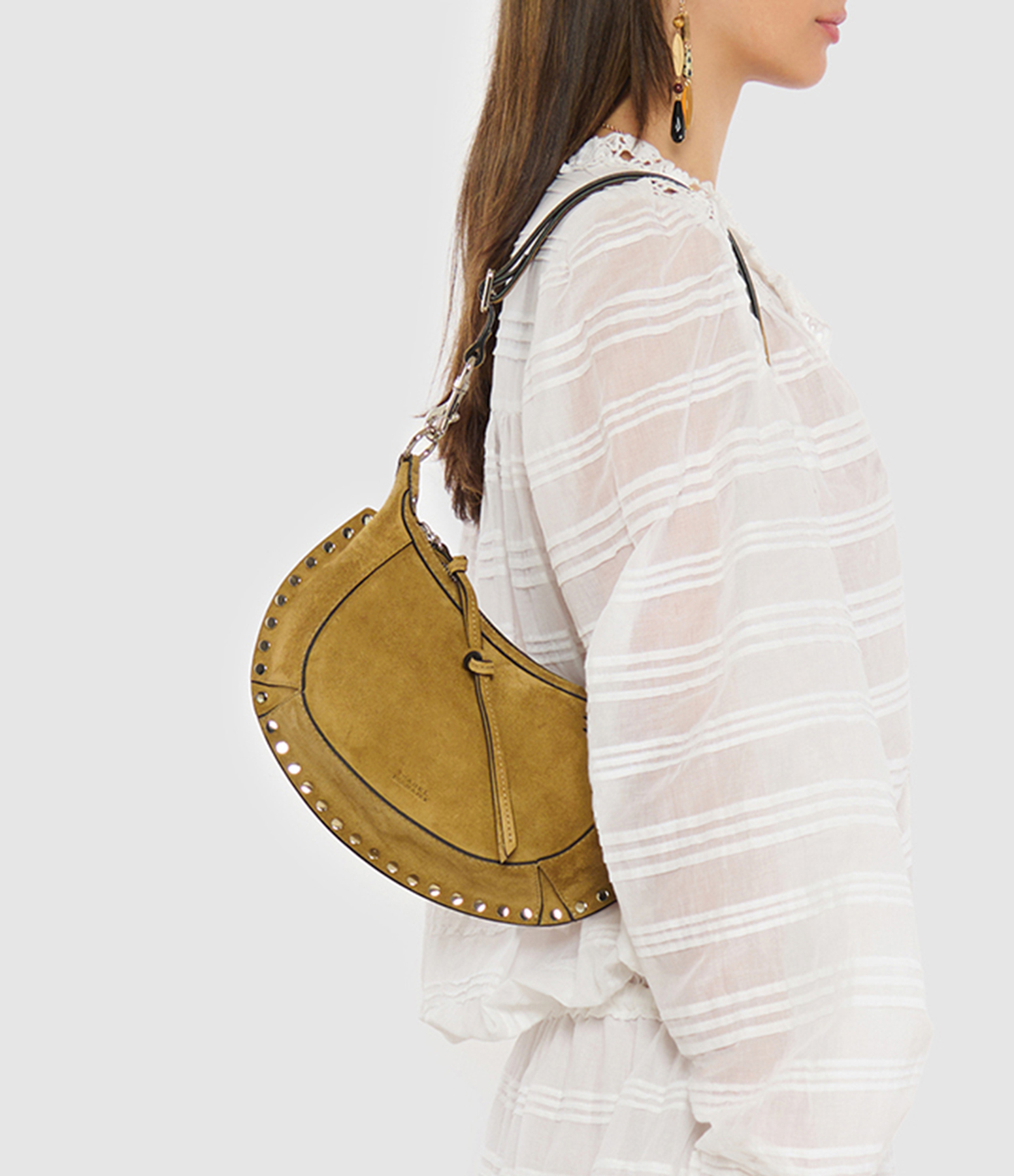 Oskan Moon Bag in Taupe