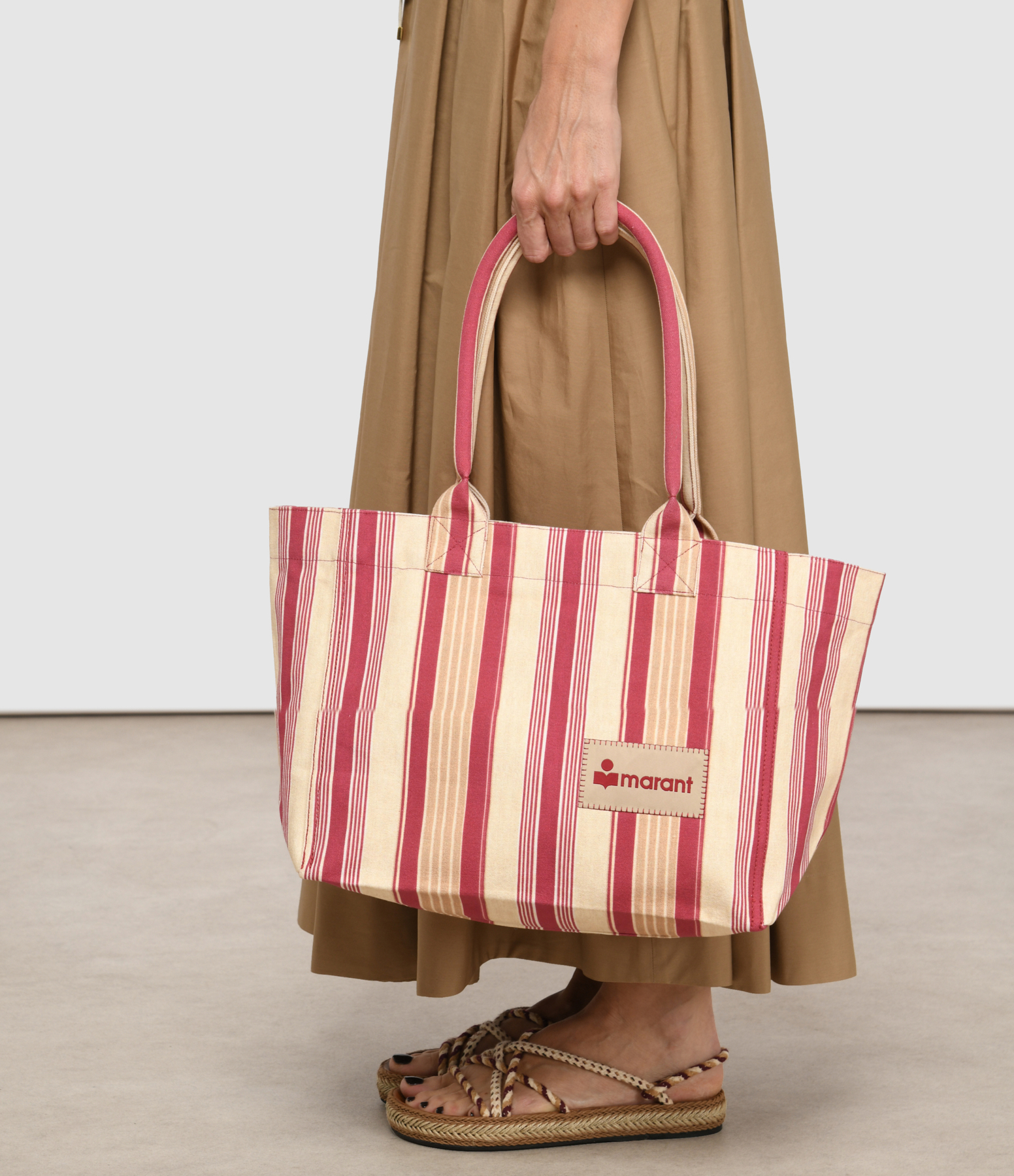 Yenky Zipped Red Bag