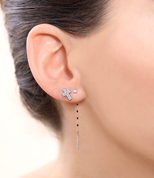 0.4 Mini Diamond Back Earring in Gold Resin (sold individually)