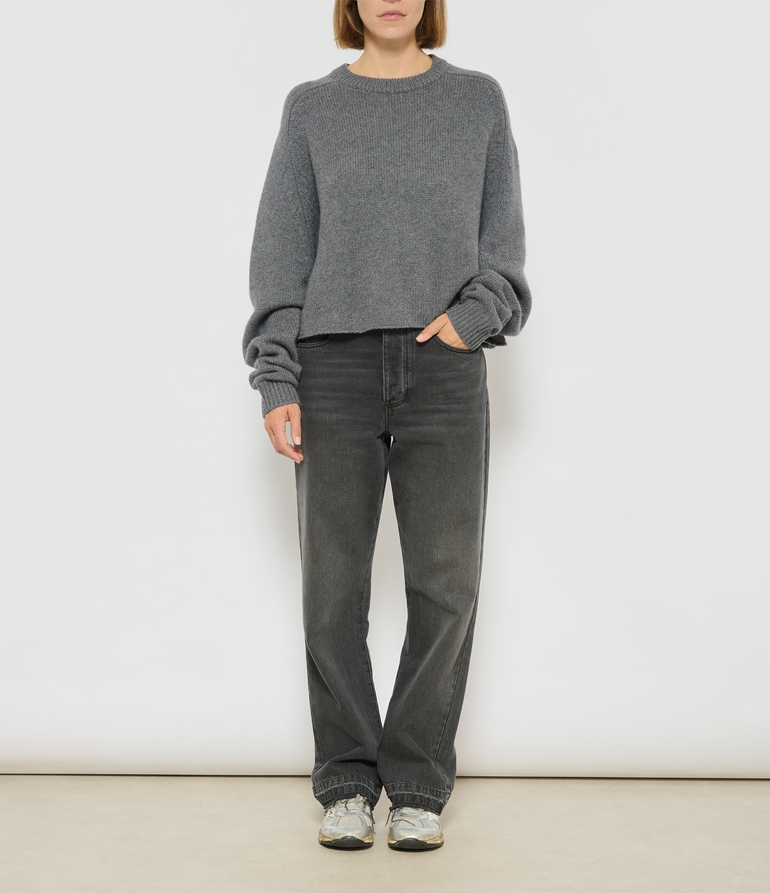 Karine Cashmere Jumper in Graphite