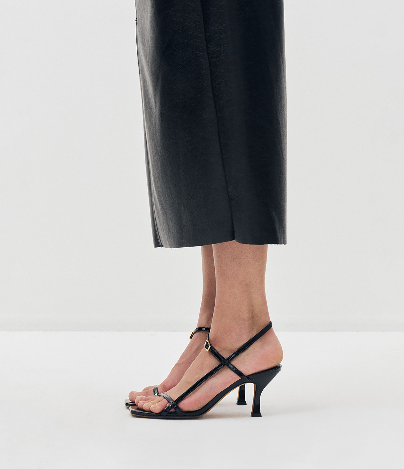 Sublim Buckle Sandals in Smooth Black Leather