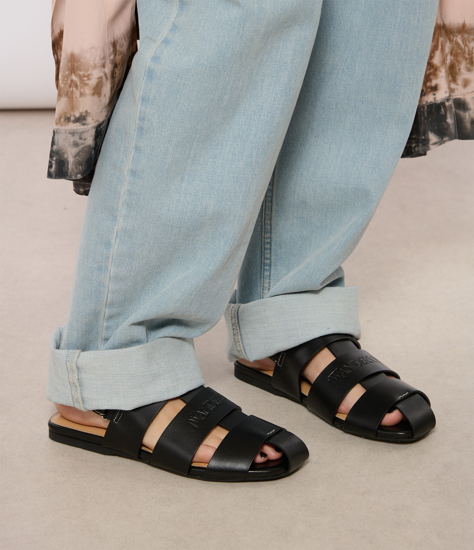 Black Fisherman Sandals