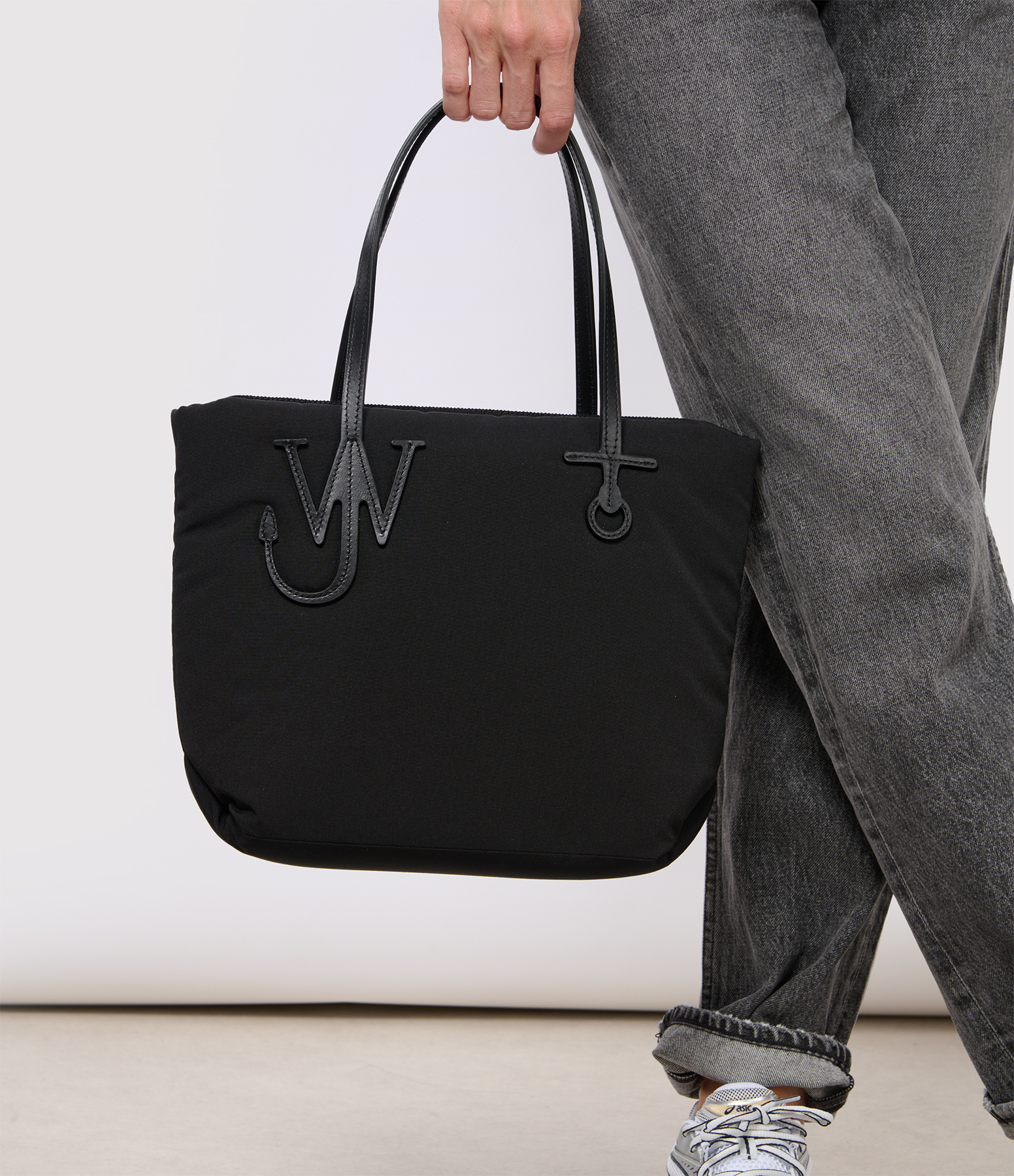 Small Puffy Anchor Black Tote Bag