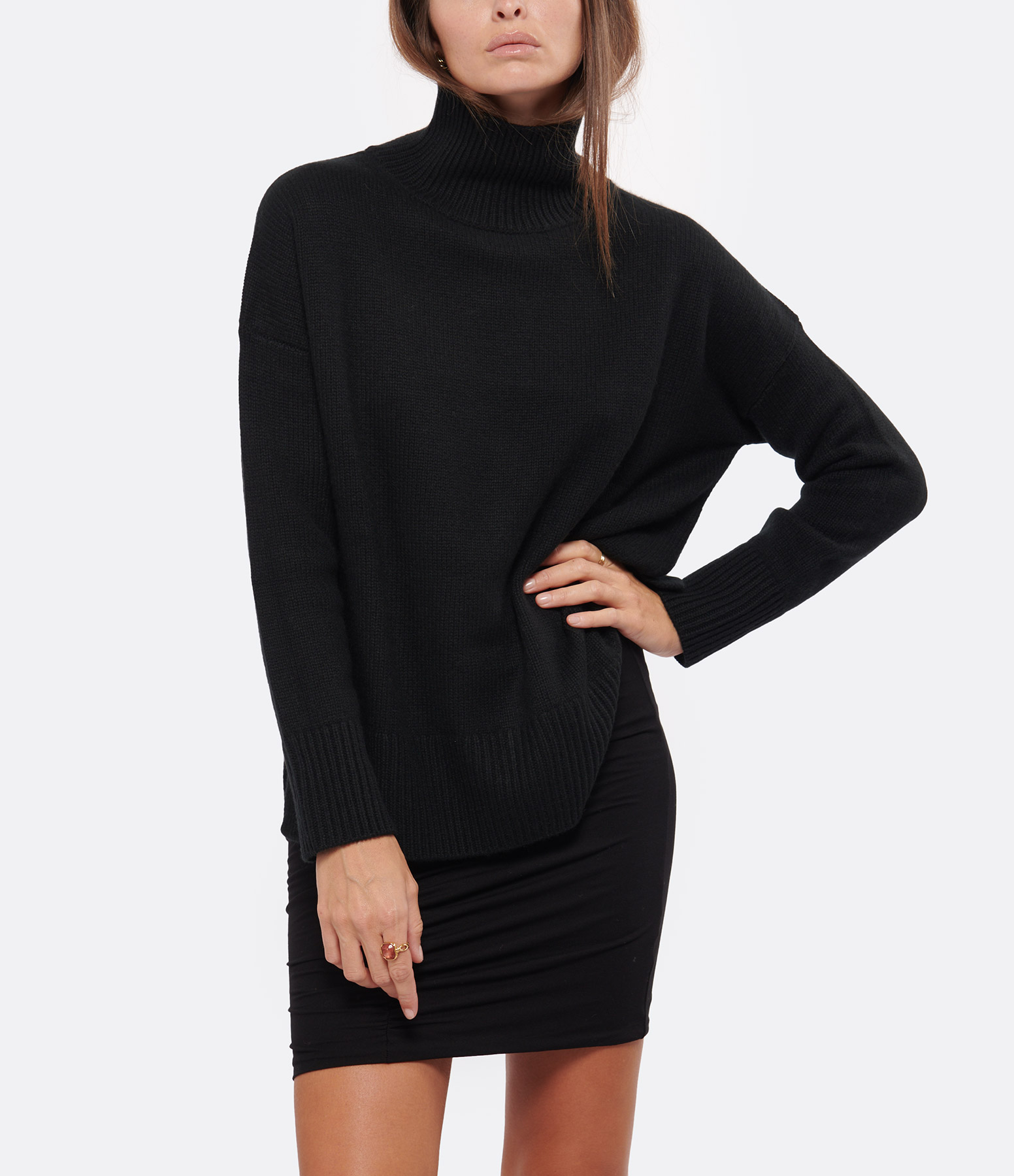 Ulla Oversized Chimney-Neck Cashmere Jumper – Black