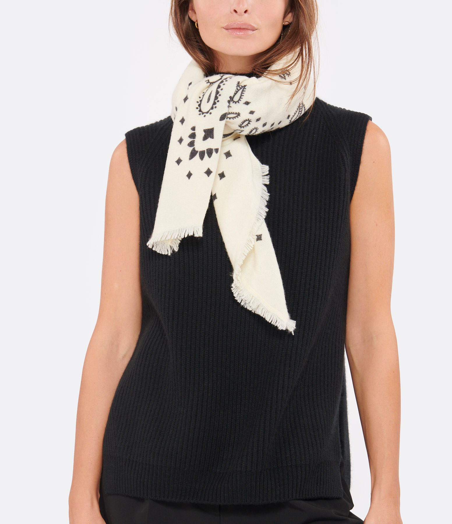 Hachiko White Cashmere Scarf