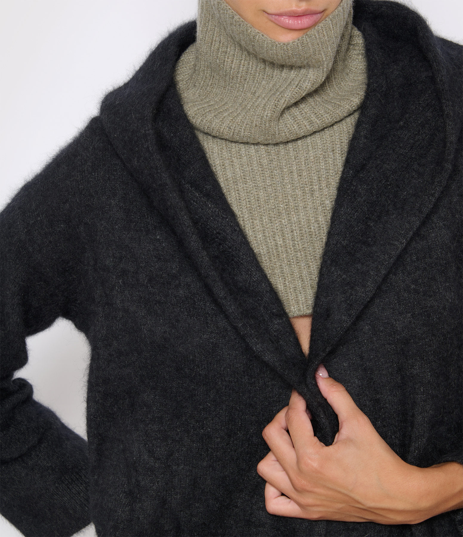 Keelin Cashmere Placket in Heathered Khaki