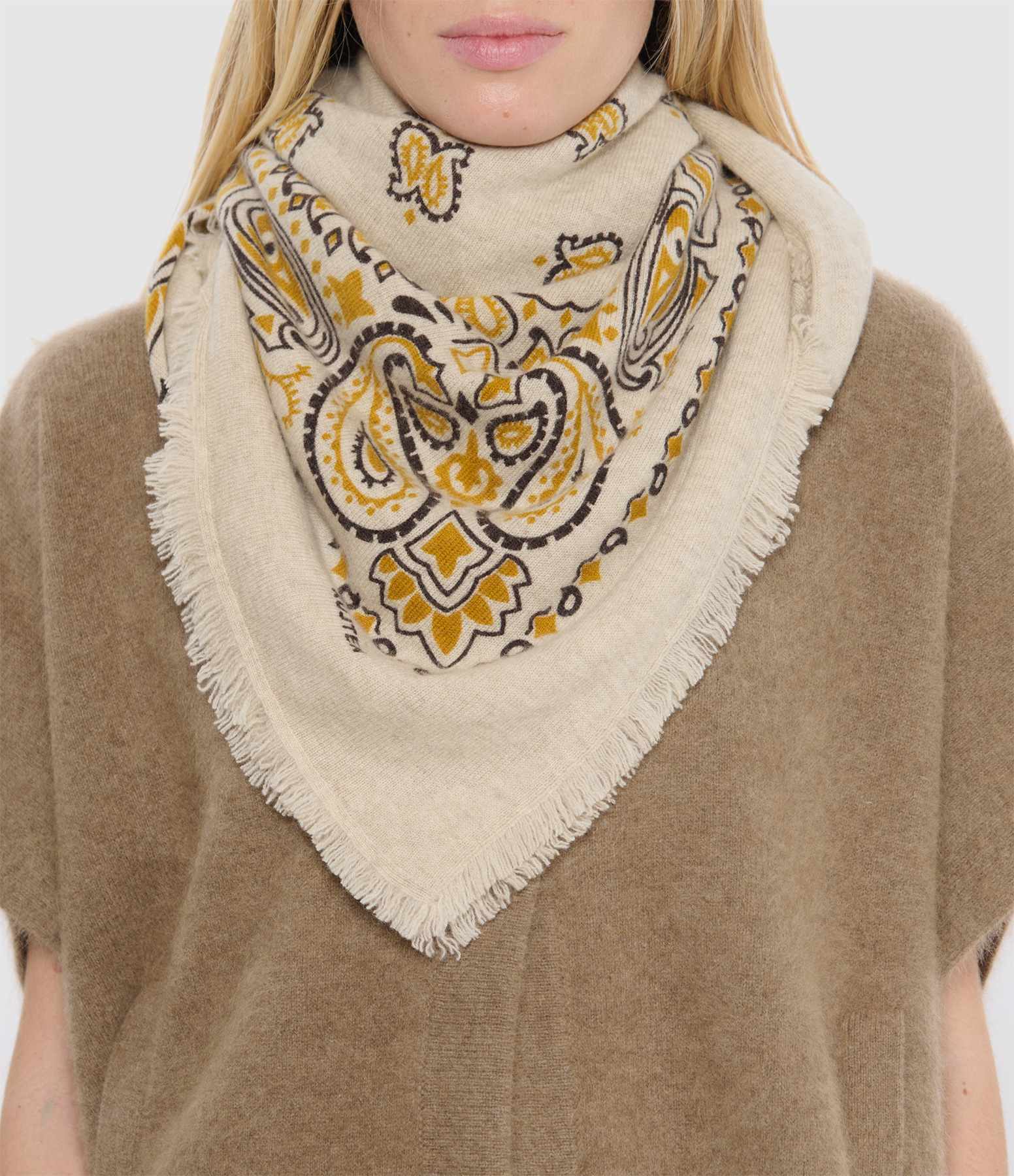 Hachiko Western Amber Scarf