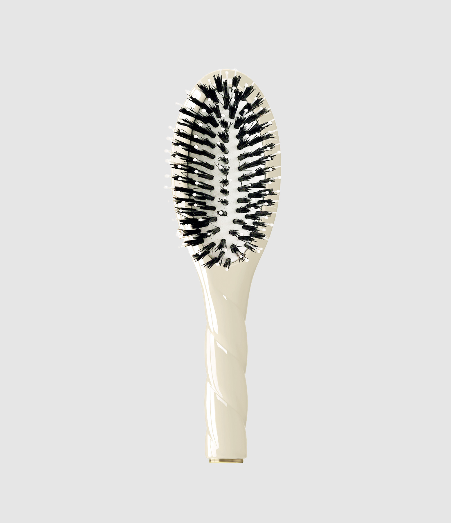No. 03 The Little Brush for Sensitive Scalps – Essential Gentleness, Cream White