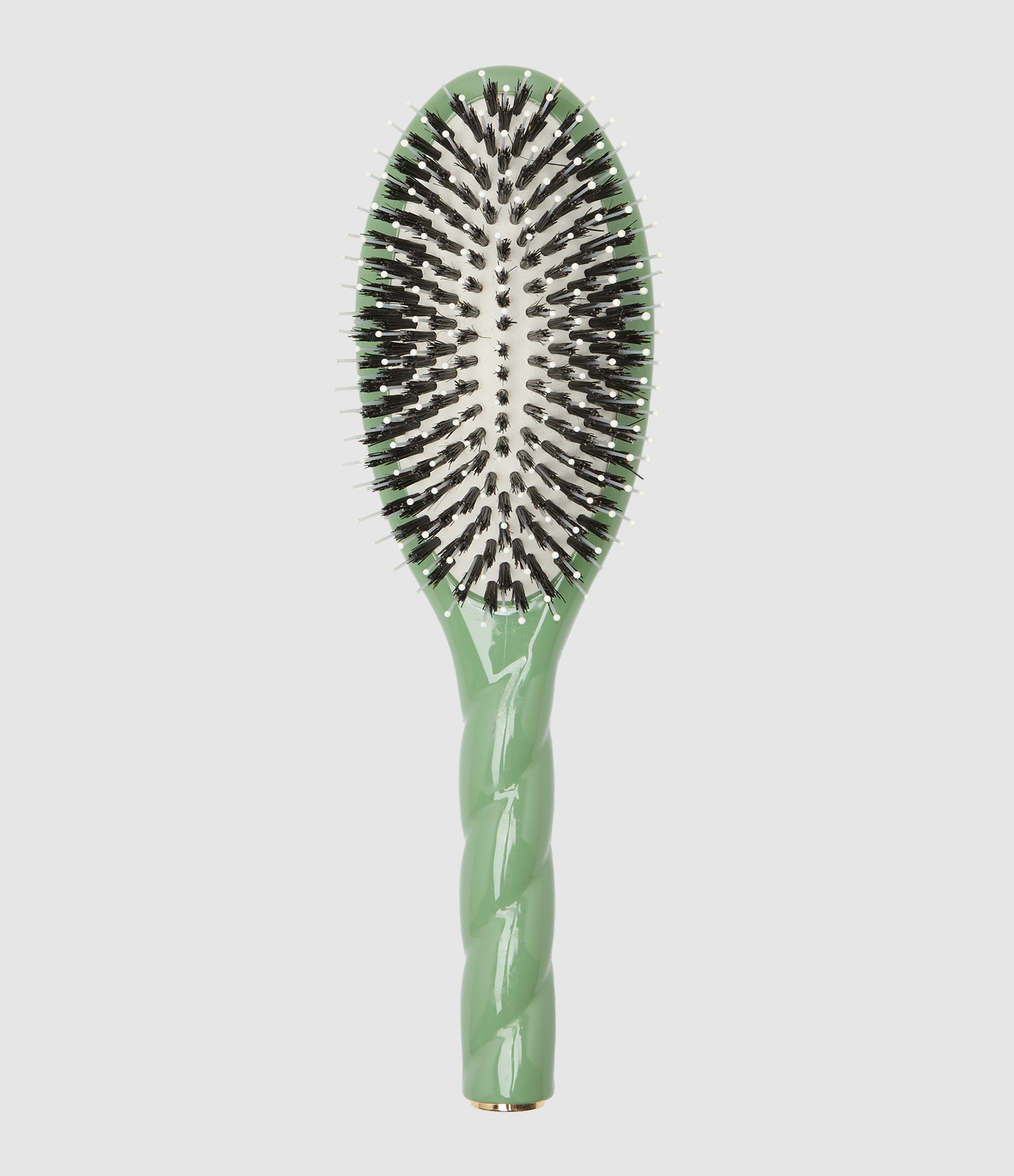 No. 03 The Sensitive Scalp Brush – L'Indispensable Douceur Vert Amande