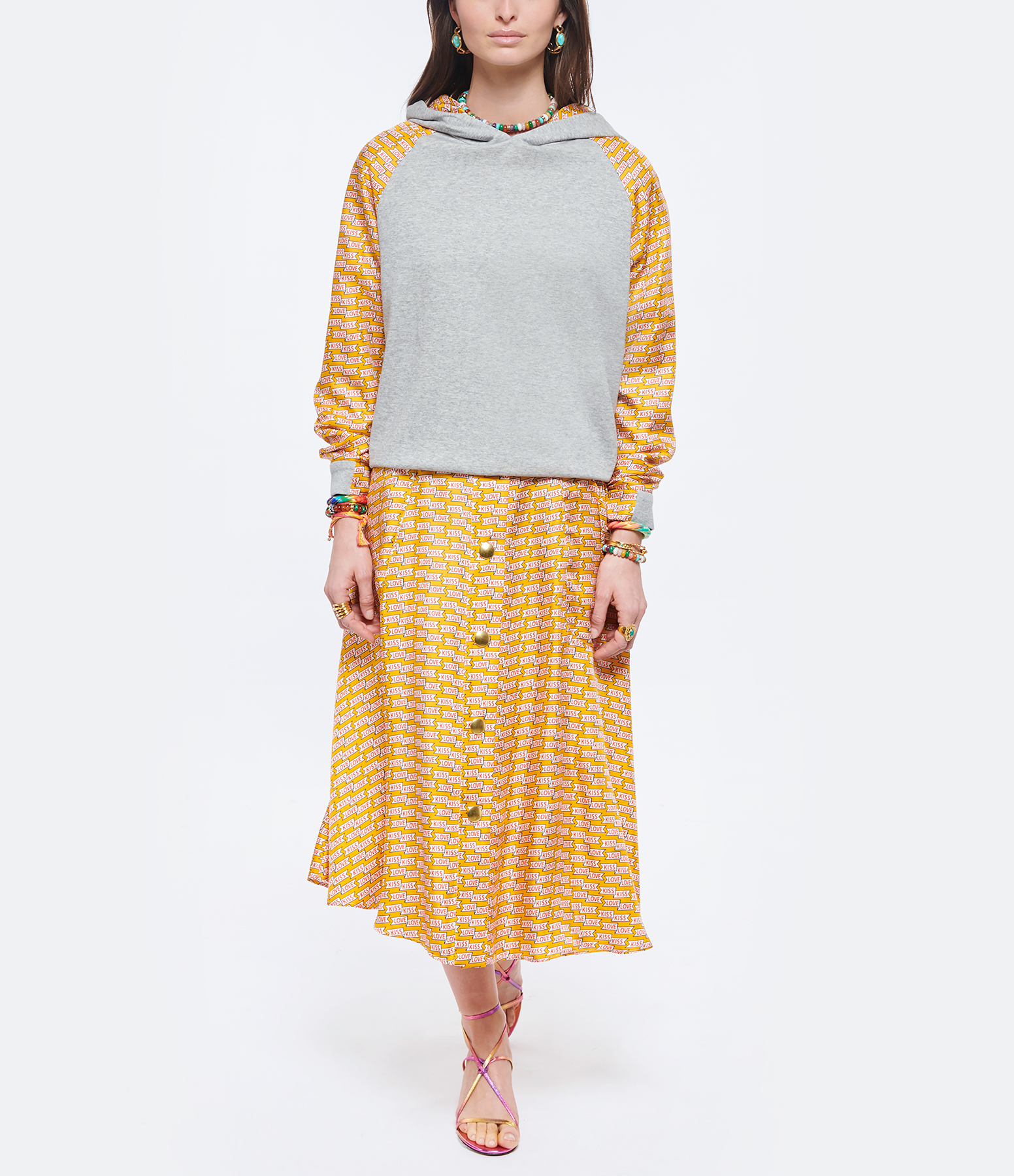 1980s Skirt, Silk, Gold 'Kiss' Print